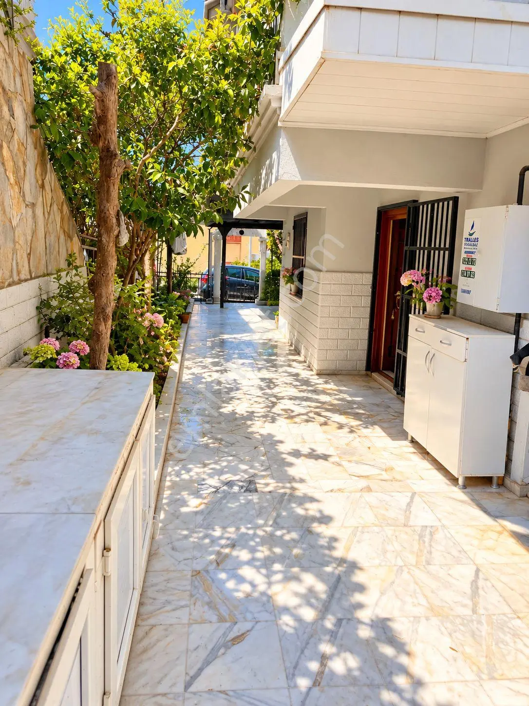 Kuşadası Kadınlar Denizi'nde Denize 100 M Mesafe De 3+2 Yazlık — fotoğraf 4