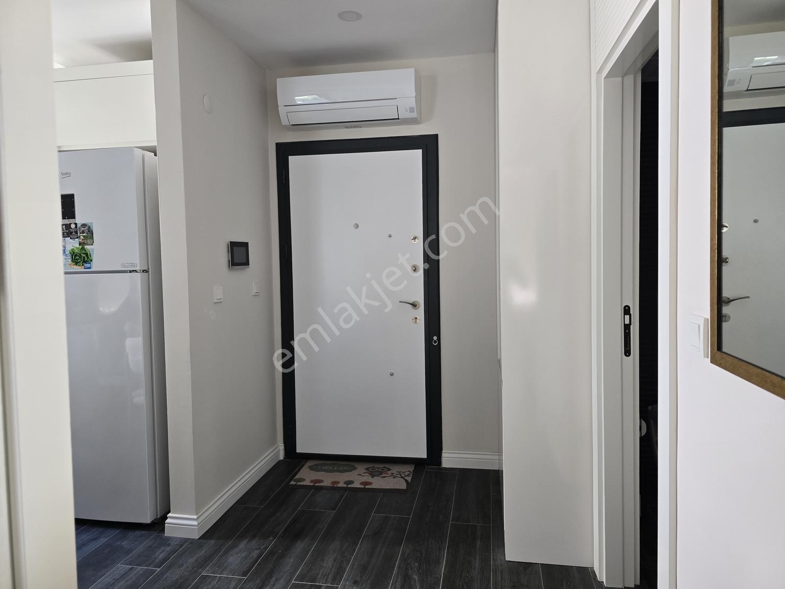 Sarısu Lüks Eşyalı Satılık Ara Kat 1+1 Daire — fotoğraf 6
