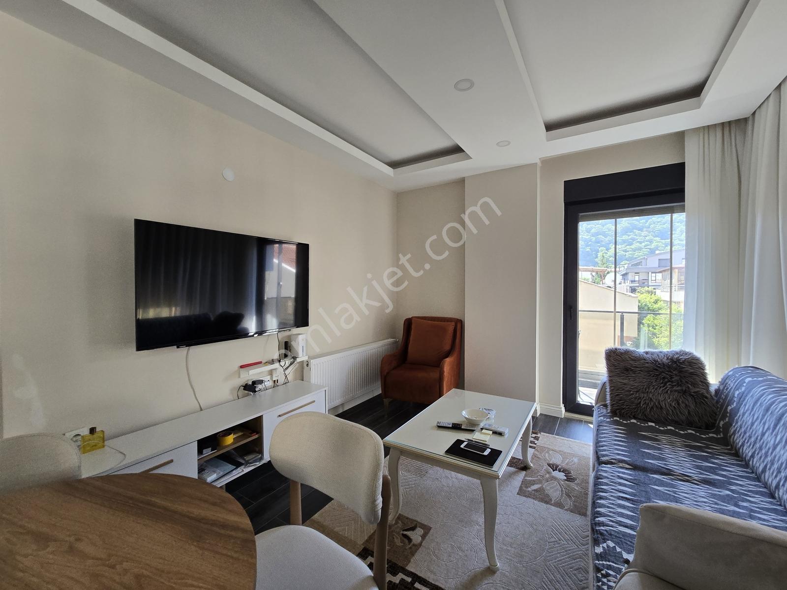 Sarısu Lüks Eşyalı Satılık Ara Kat 1+1 Daire — fotoğraf 11
