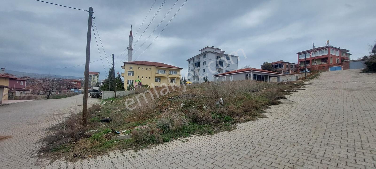 Konut İmarlı Köşe Başı Arsa — fotoğraf 5