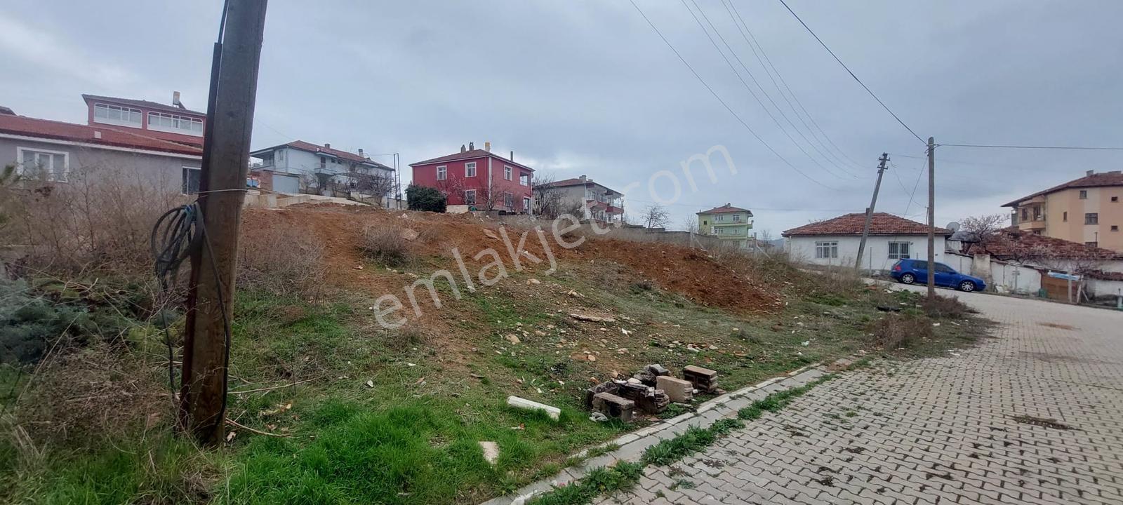 Konut İmarlı Köşe Başı Arsa — fotoğraf 9