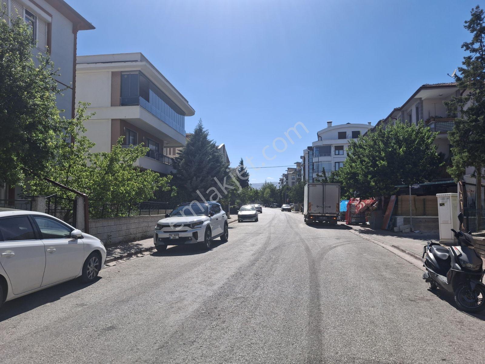 Meram Havzan Mah Satılık Arakat 3+1 Daire — fotoğraf 3