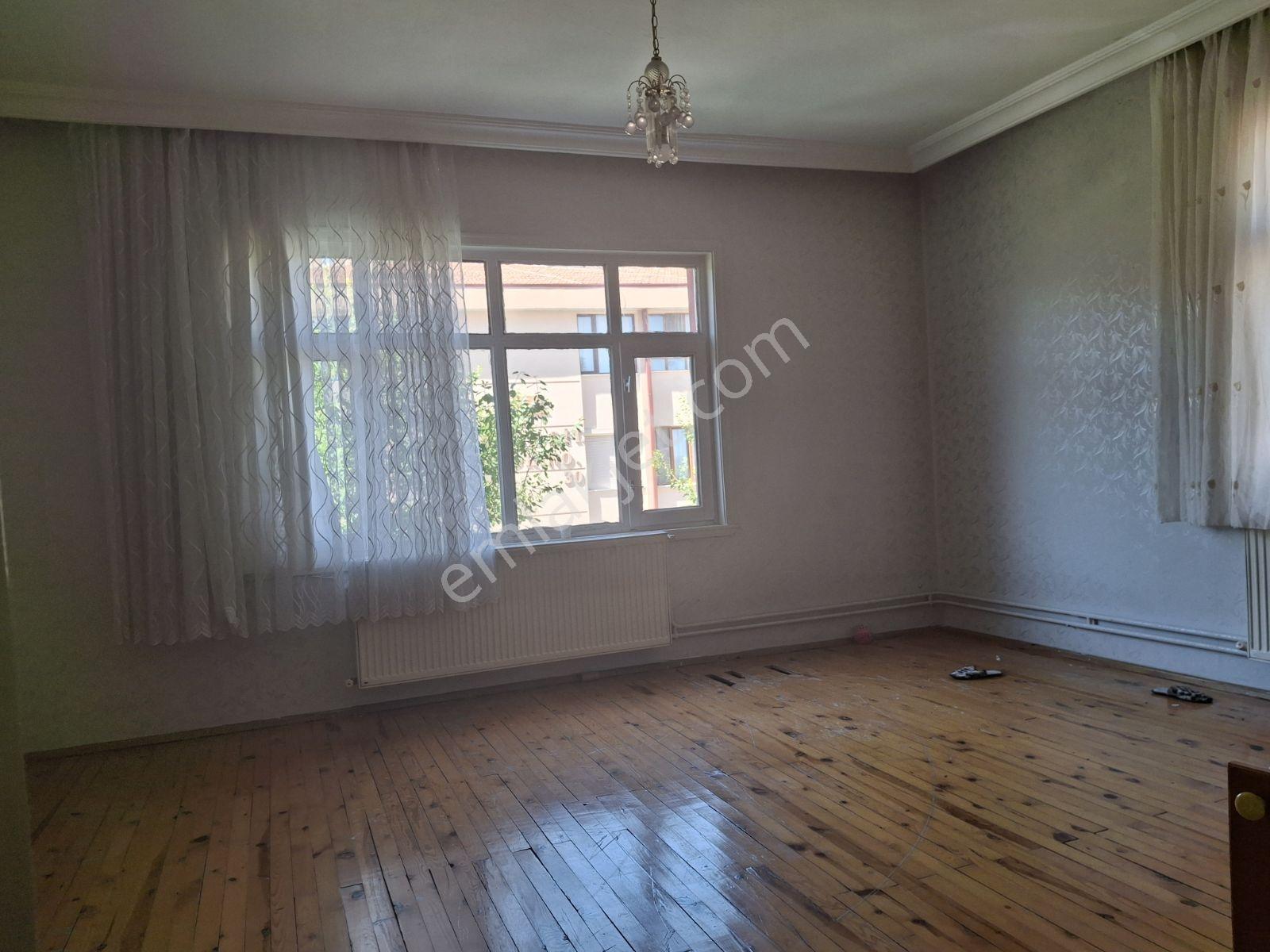 Meram Havzan Mah Satılık Arakat 3+1 Daire — fotoğraf 6