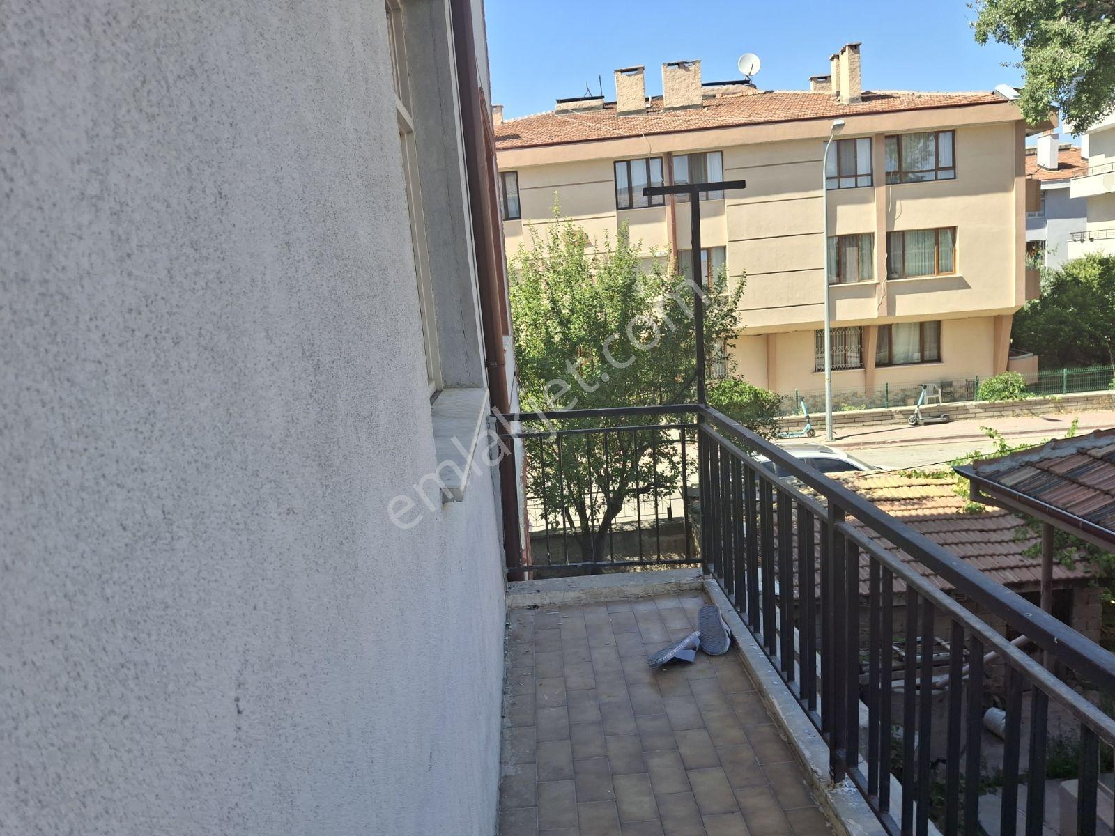 Meram Havzan Mah Satılık Arakat 3+1 Daire — fotoğraf 16