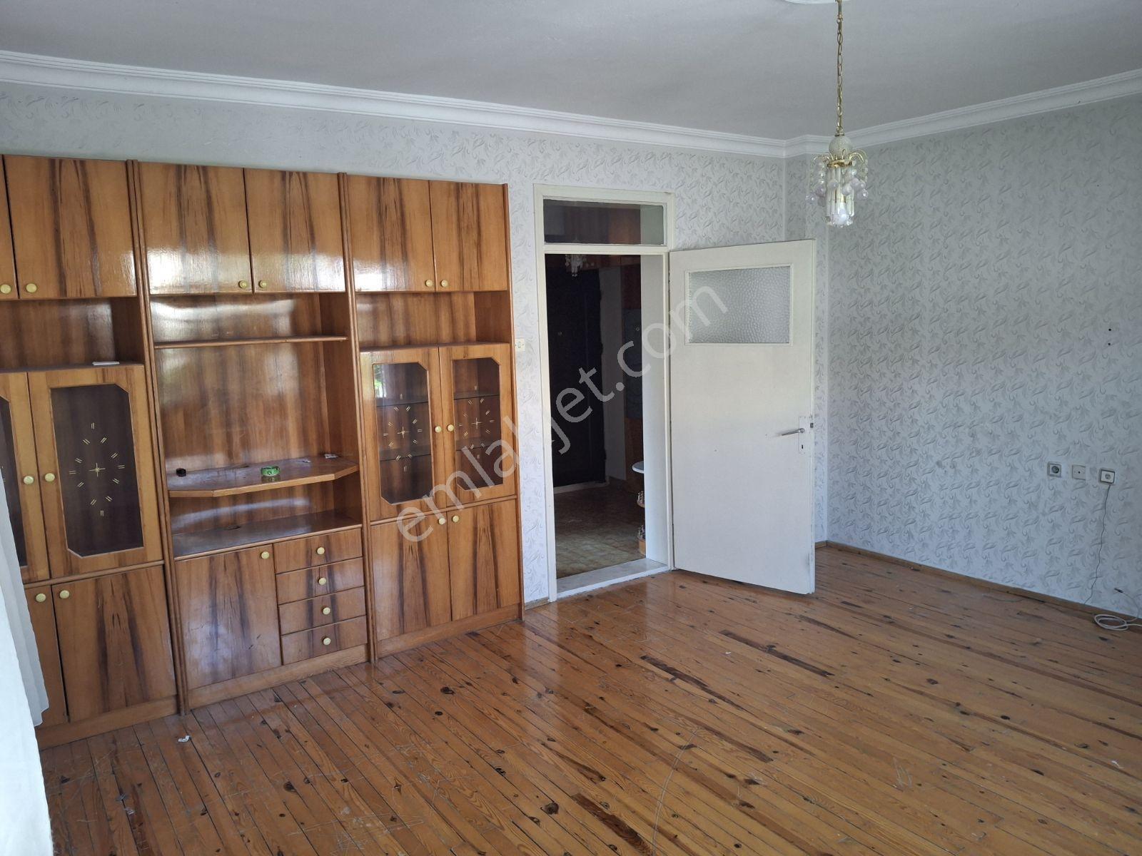 Meram Havzan Mah Satılık Arakat 3+1 Daire — fotoğraf 20