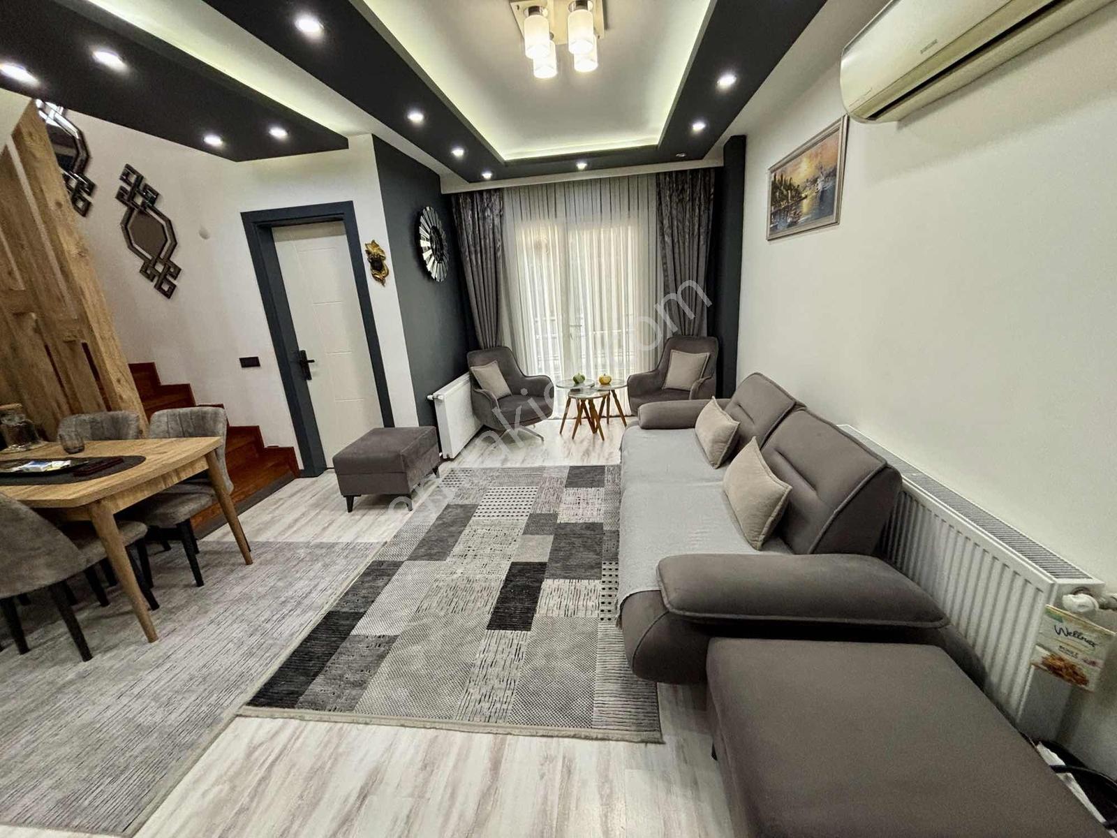 Kuşadası Merkezde Sahil Plaj Çarşıya 200m 3+1 Dubleks Daire — fotoğraf 3