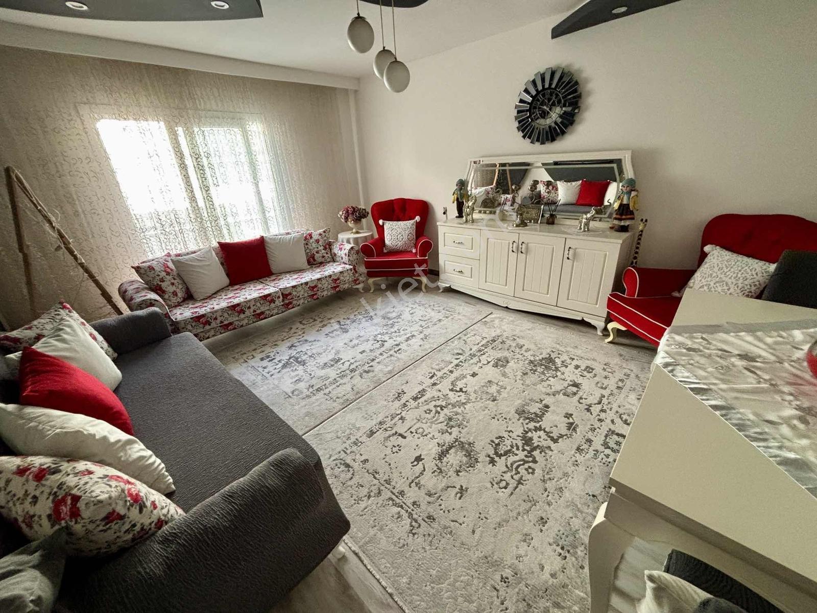 Kuşadası Merkezde Sahil Plaj Çarşıya 200m 3+1 Dubleks Daire — fotoğraf 10