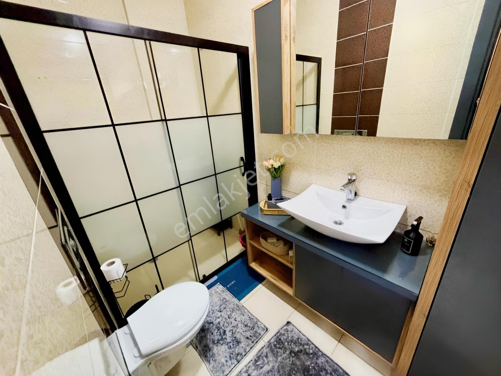 Kuşadası Merkezde Sahil Plaj Çarşıya 200m 3+1 Dubleks Daire — fotoğraf 13
