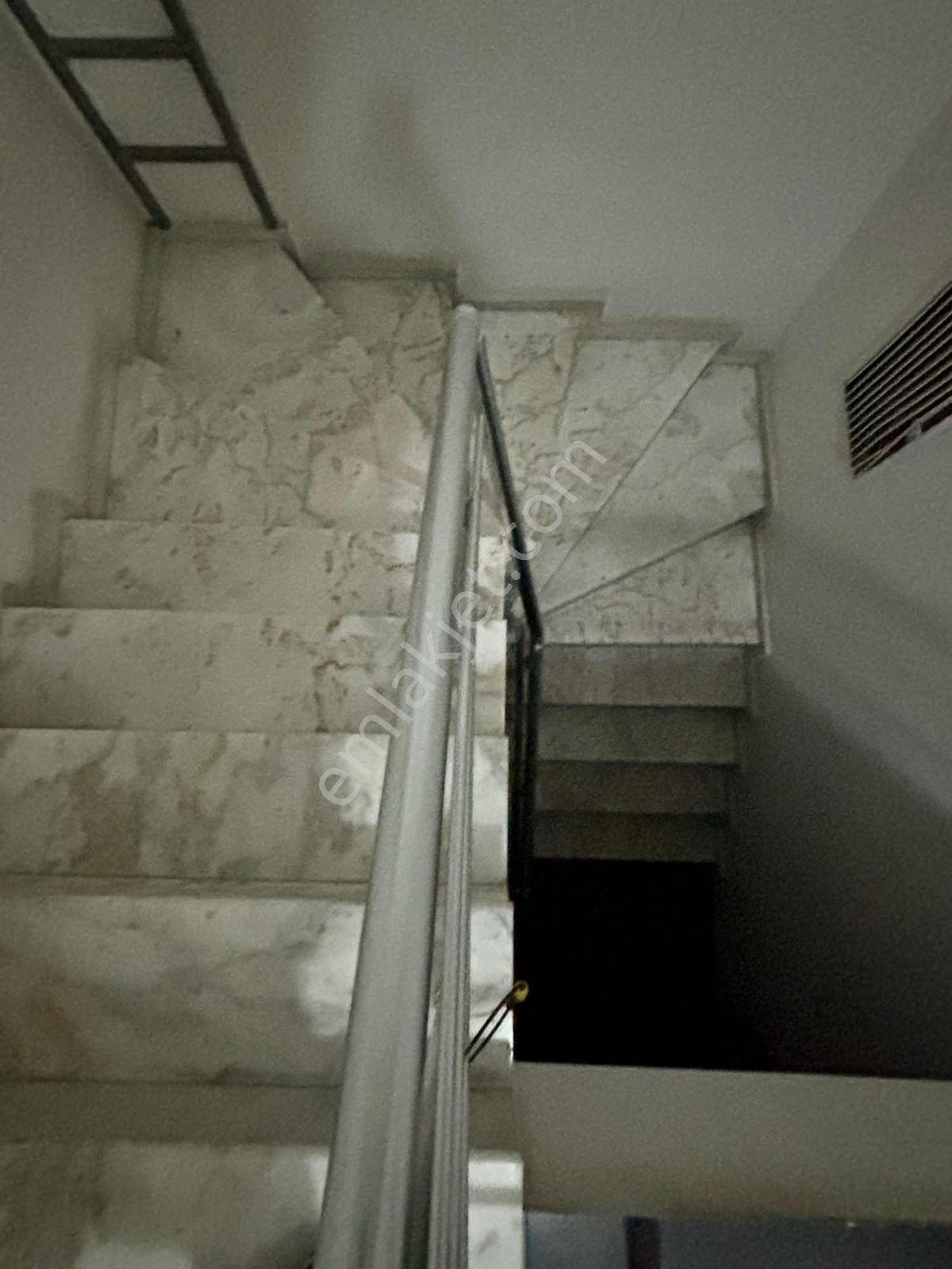 Kuşadası Merkezde Sahil Plaj Çarşıya 200m 3+1 Dubleks Daire — fotoğraf 33