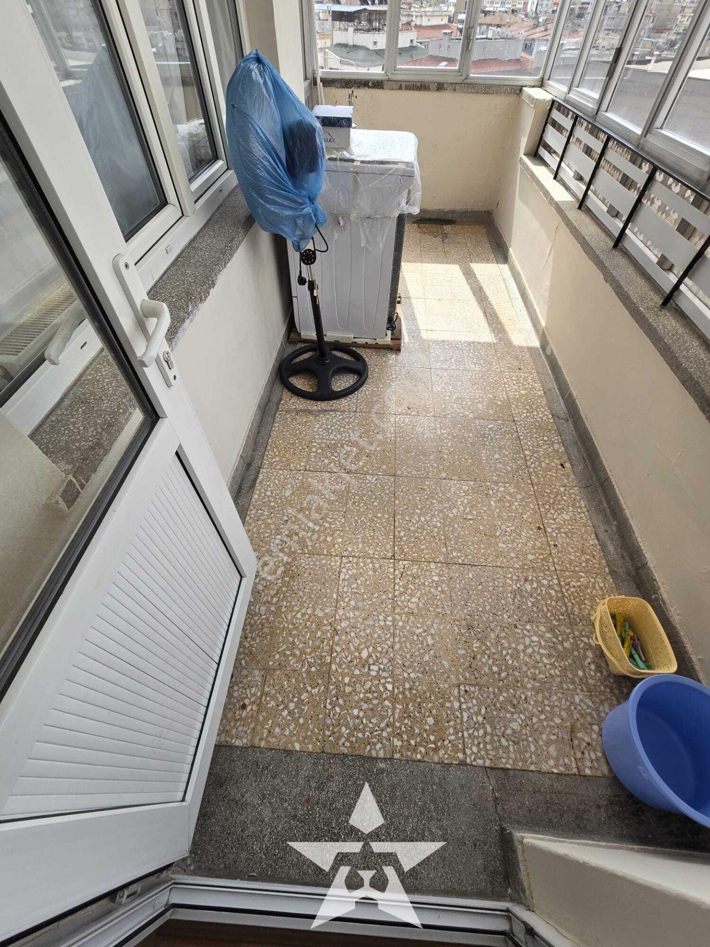 Royalest'ten Bahçelievler'de Antep Manzaralı Önü Açık Geniş 2+1 — fotoğraf 8