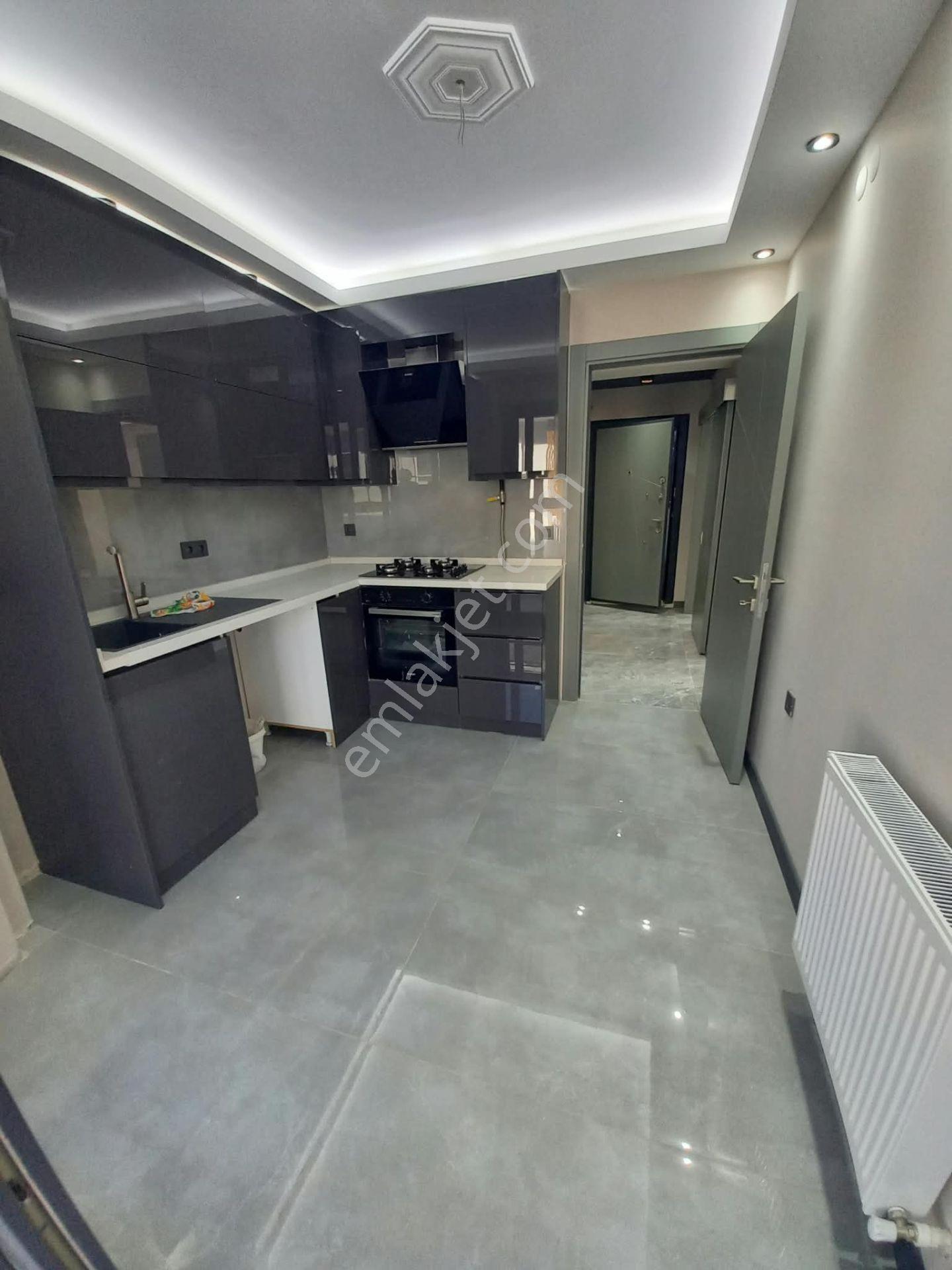 Koşu İzban Karşısında Arakat 80M2 2+1 Satılık Daire