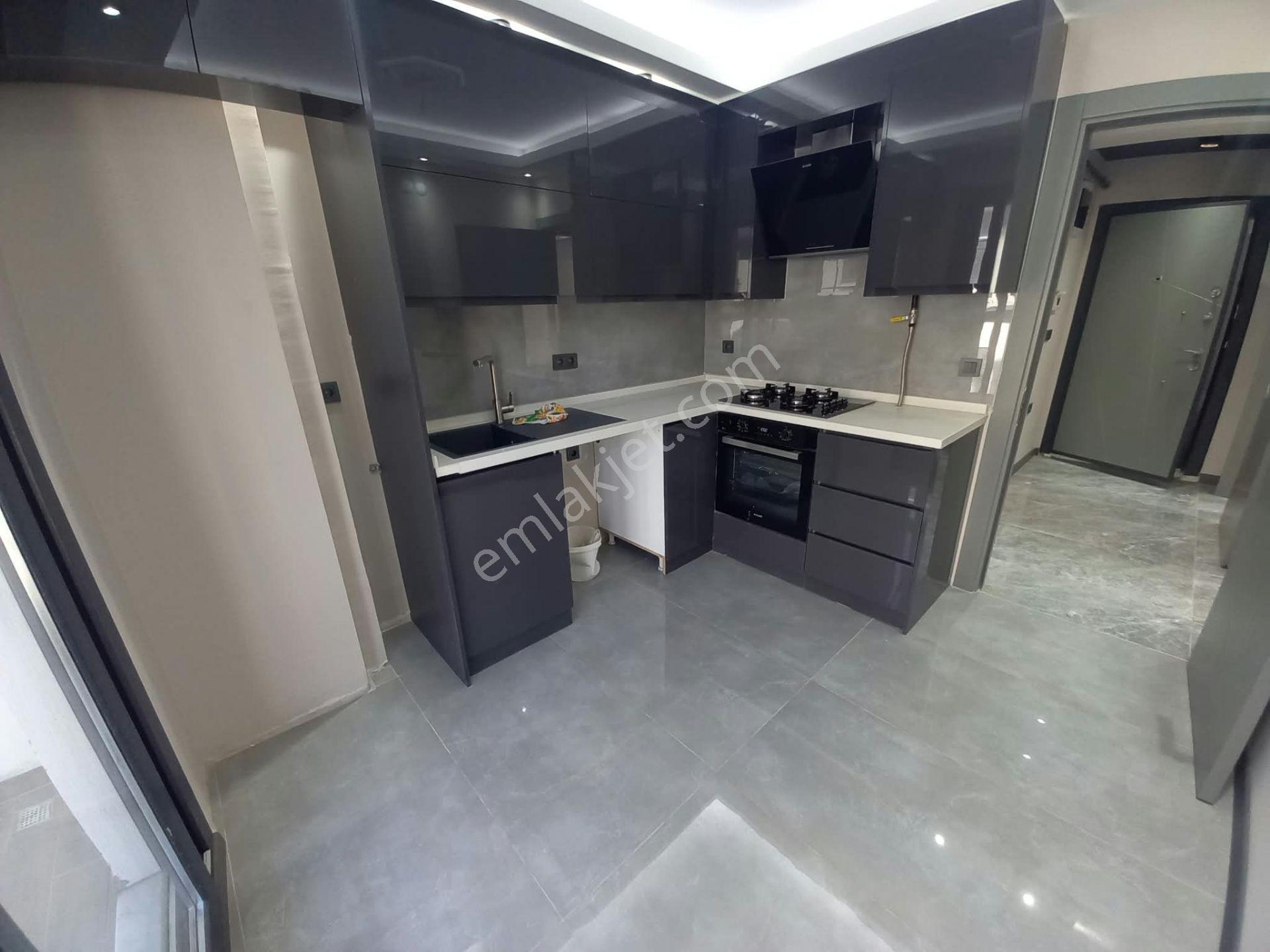 Koşu İzban Karşısında Arakat 80m2 2+1 Satılık Daire — fotoğraf 2