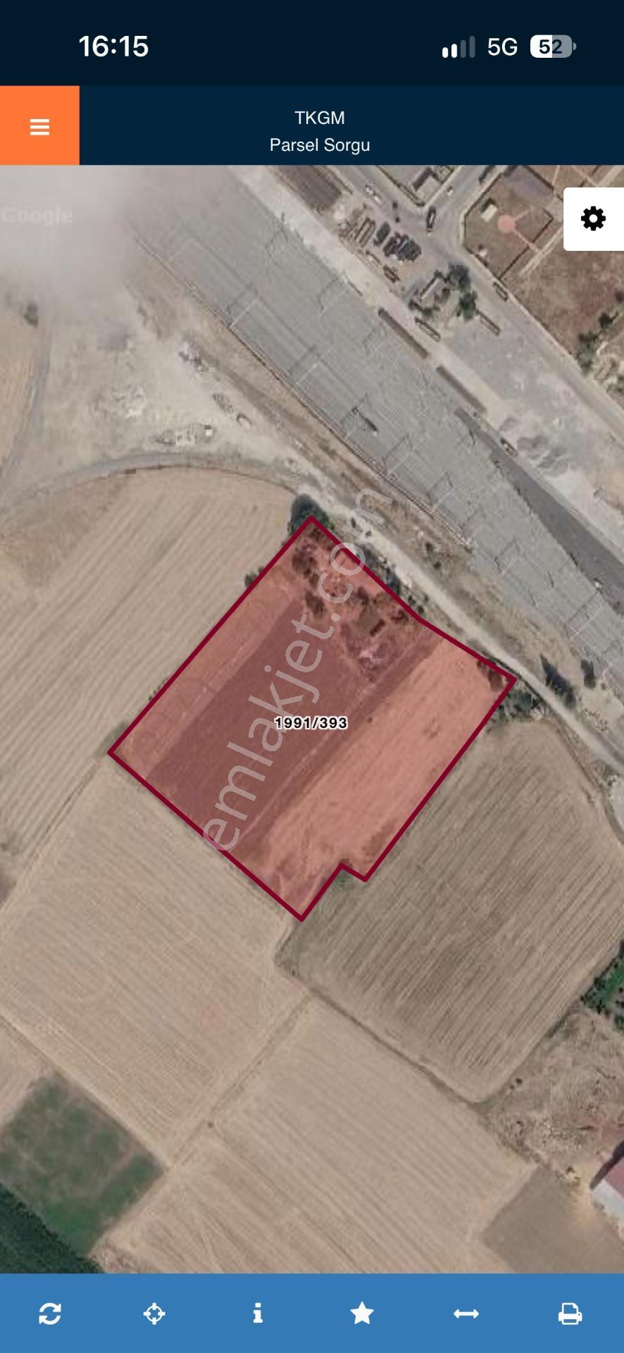 Edirne İstasyon Mah. İmara Sınır 25.800 M² Tarla | Ev + Garaj + Misafir Evi — fotoğraf 2