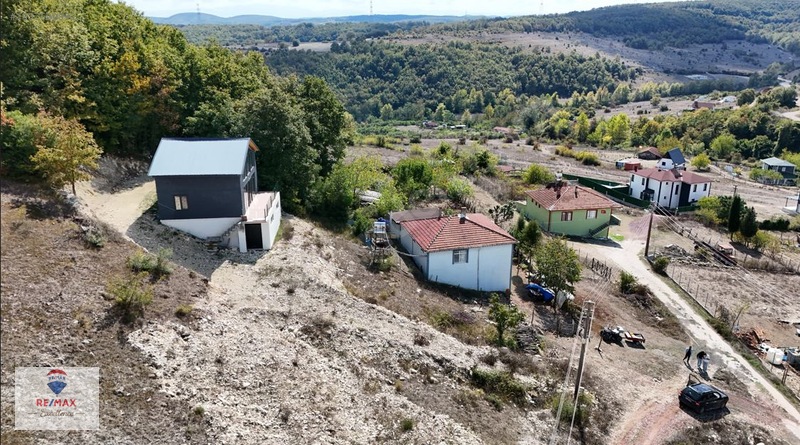 Remax Excellence/ Çakmaklar Köyünde Özel Dizayn Edilmiş Ahşap Ev — fotoğraf 3