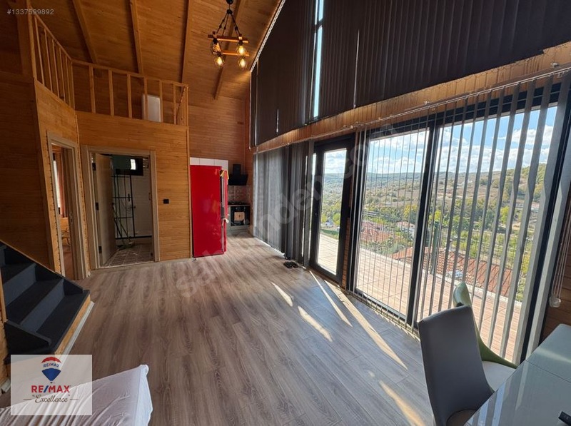 Remax Excellence/ Çakmaklar Köyünde Özel Dizayn Edilmiş Ahşap Ev — fotoğraf 10