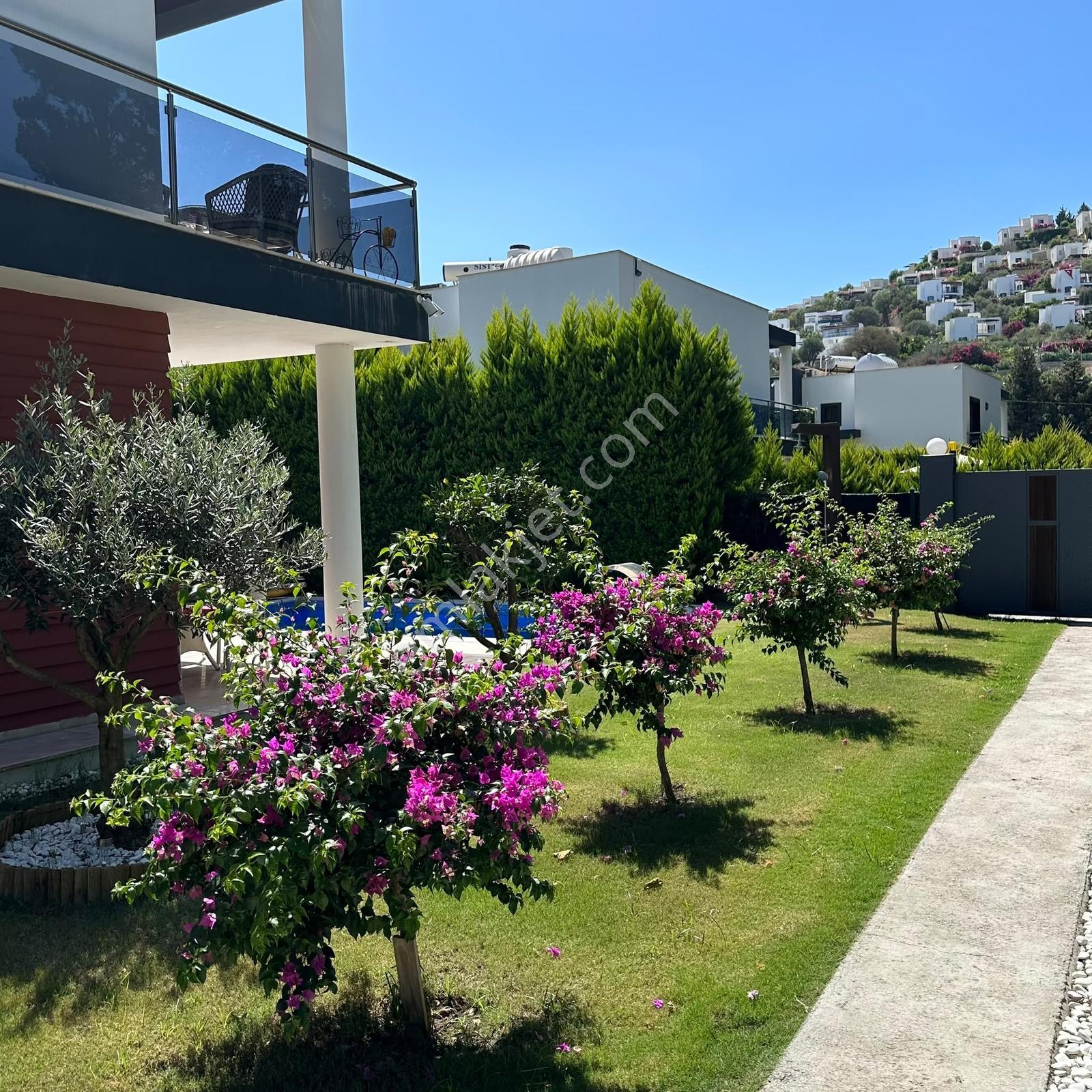 Yalıkavak'ta Denize 150mt Geniş Bahçeli Müstakil Havuzlu Villa — fotoğraf 4