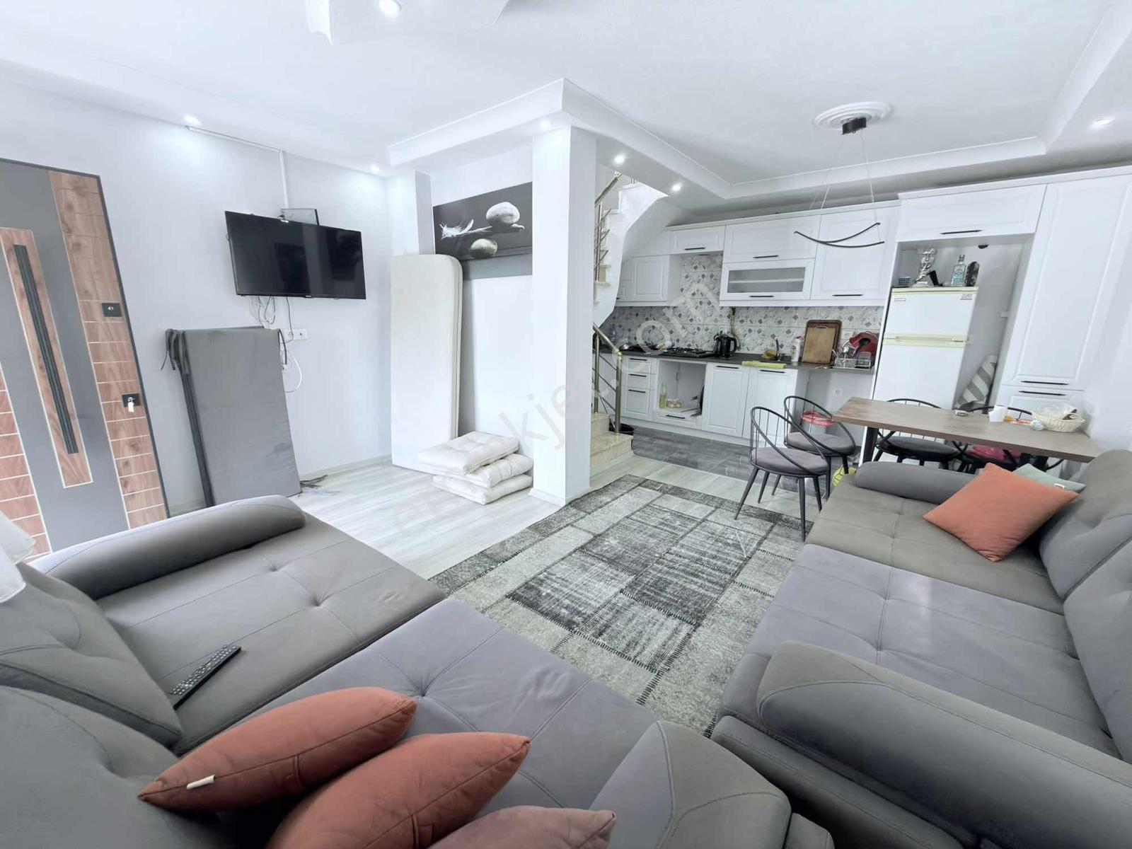 Kartallar - Havuzlu- Yüksek Krediye Uygun Ateş Çukurlu Villa!! — fotoğraf 10