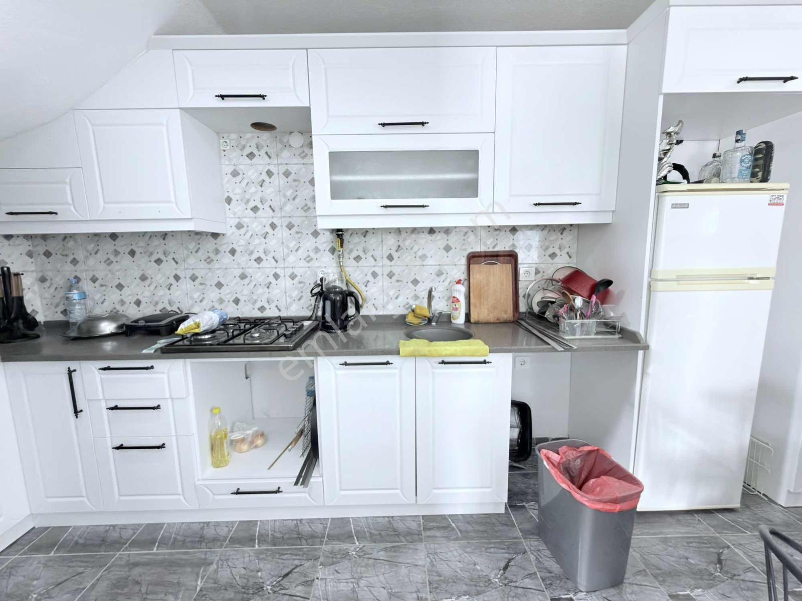Kartallar - Havuzlu- Yüksek Krediye Uygun Ateş Çukurlu Villa!! — fotoğraf 13
