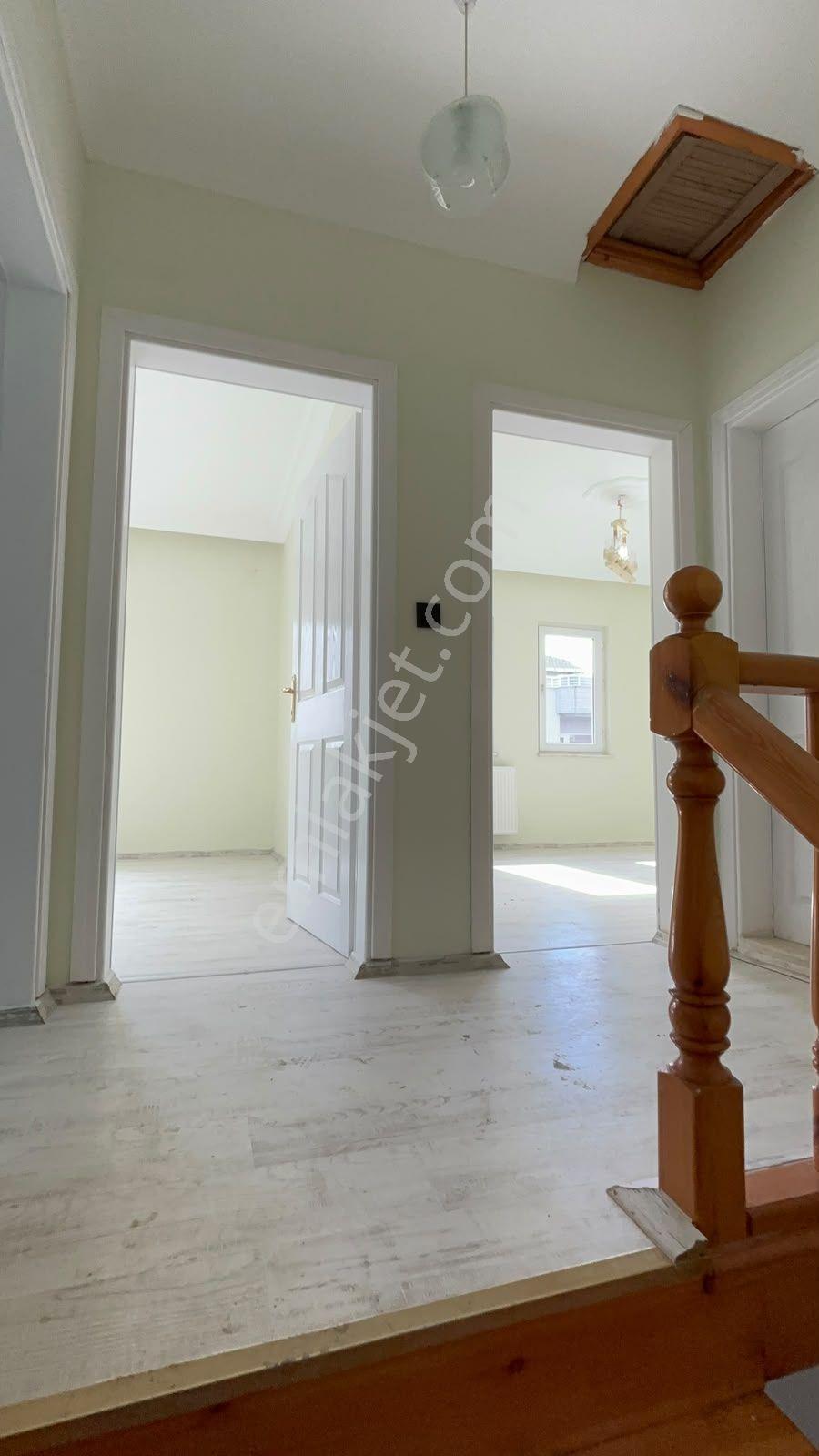 Kuzeyin İncisinden Yalı Mahallesinde Modern Ve Geniş Ters Dublex Dairemiz — fotoğraf 3
