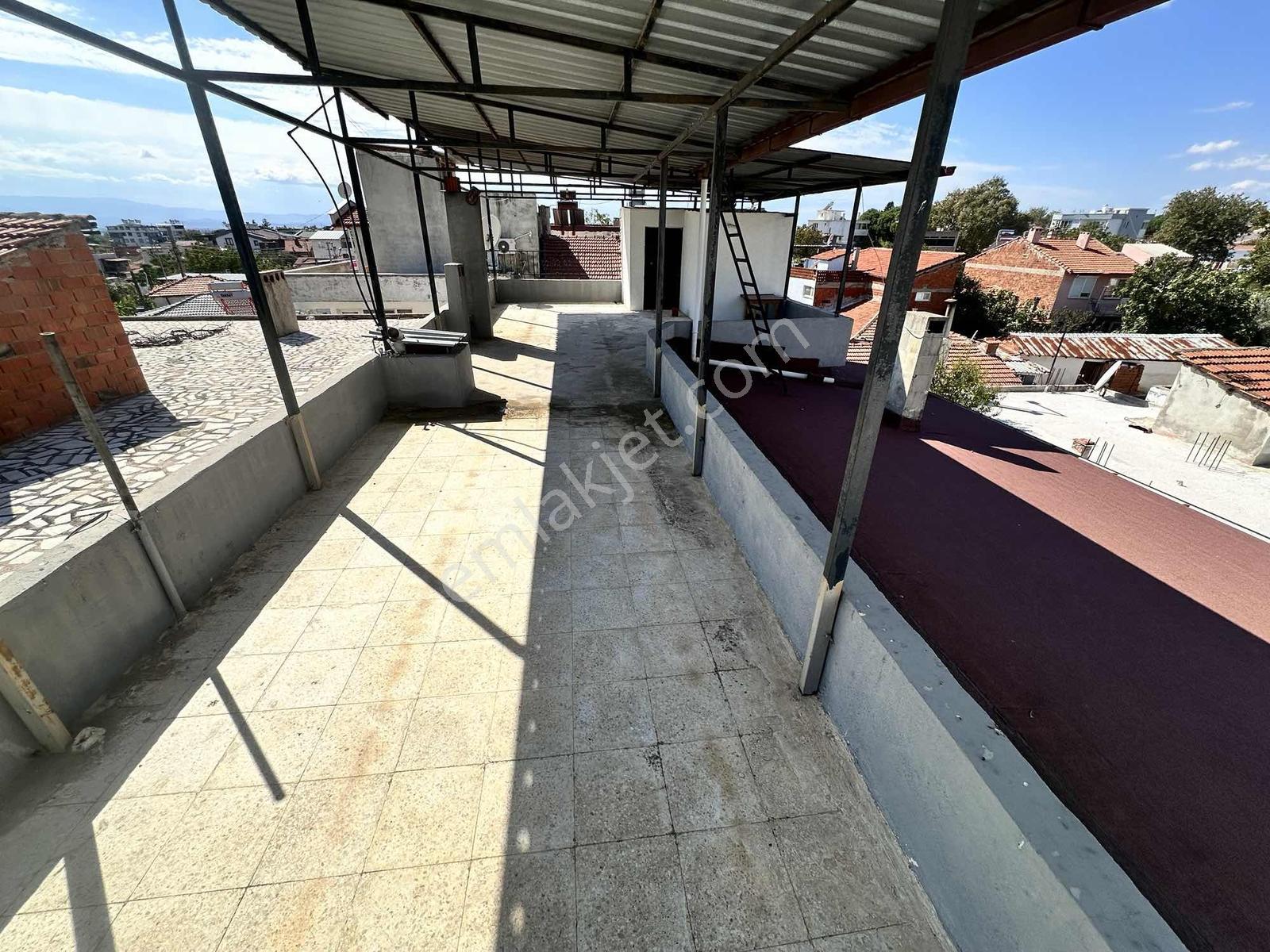 Tamer'den Zeytinli Köy Merkezinde Bahçeli 3 Katlı Müstakil Ev — fotoğraf 19
