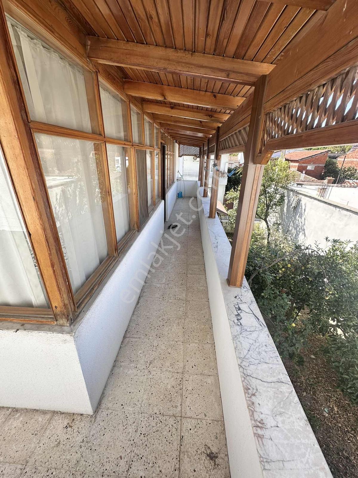 Tamer'den Zeytinli Köy Merkezinde Bahçeli 3 Katlı Müstakil Ev — fotoğraf 23