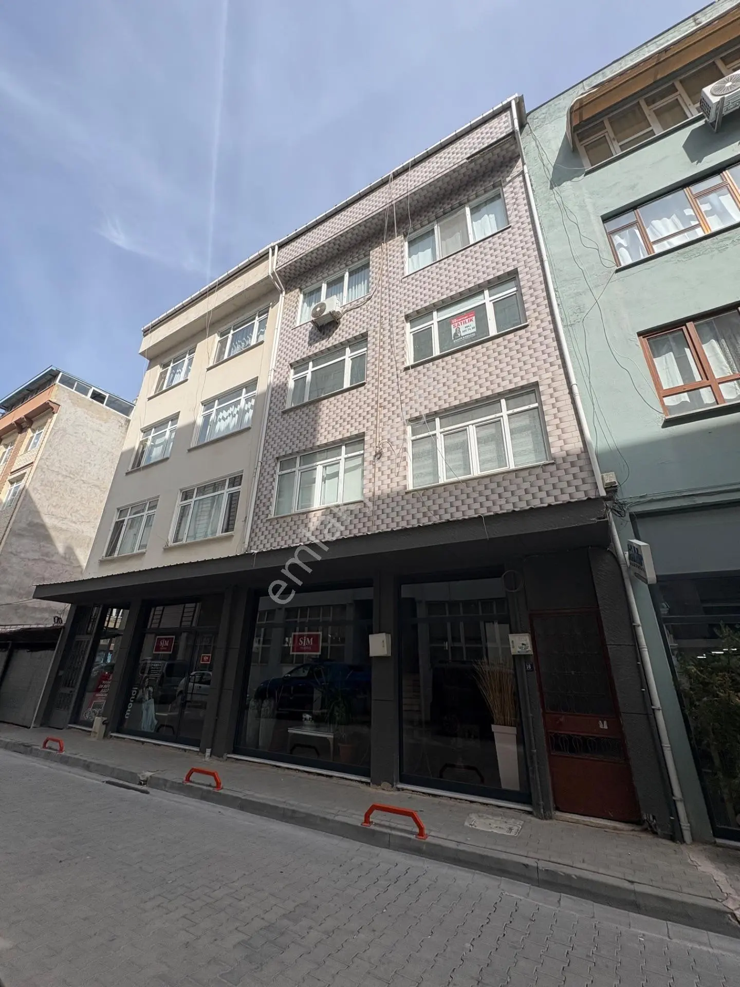 Biga İstiklal Mahallesi Yenilenmiş Satılık Daire