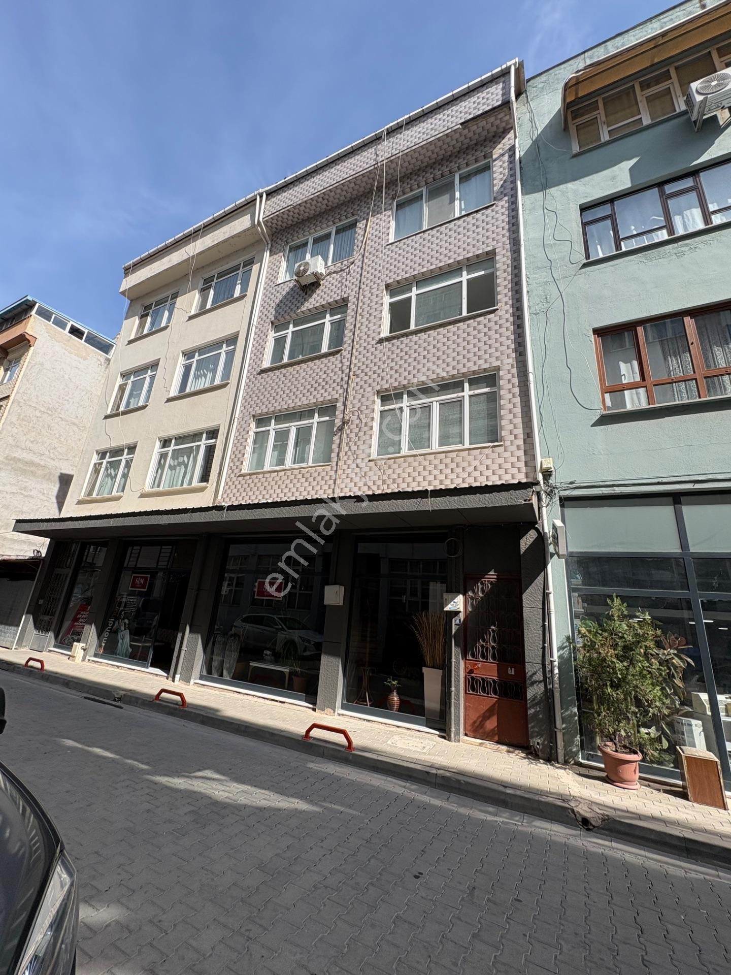 Biga İstiklal Mahallesi Yenilenmiş Satılık Daire — fotoğraf 4