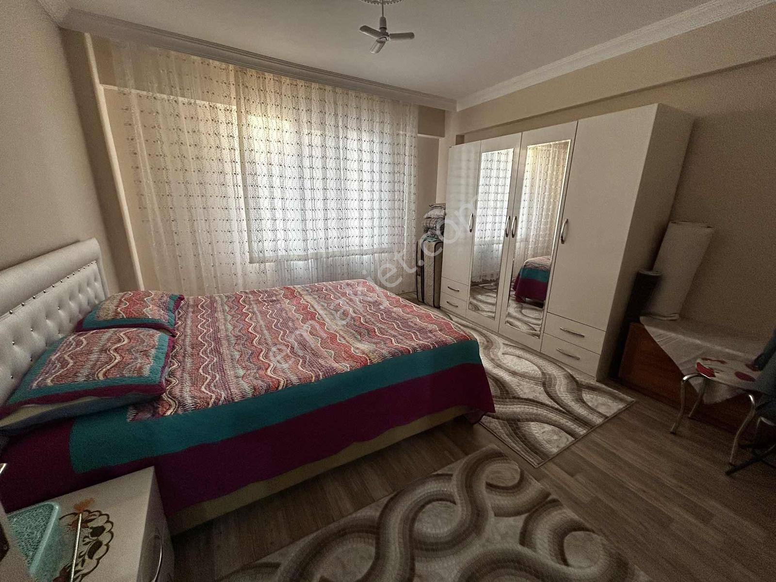 Yoncalıda 2.5 Kat'lı, Doğalgazlı, Bahçeli Villa — fotoğraf 7