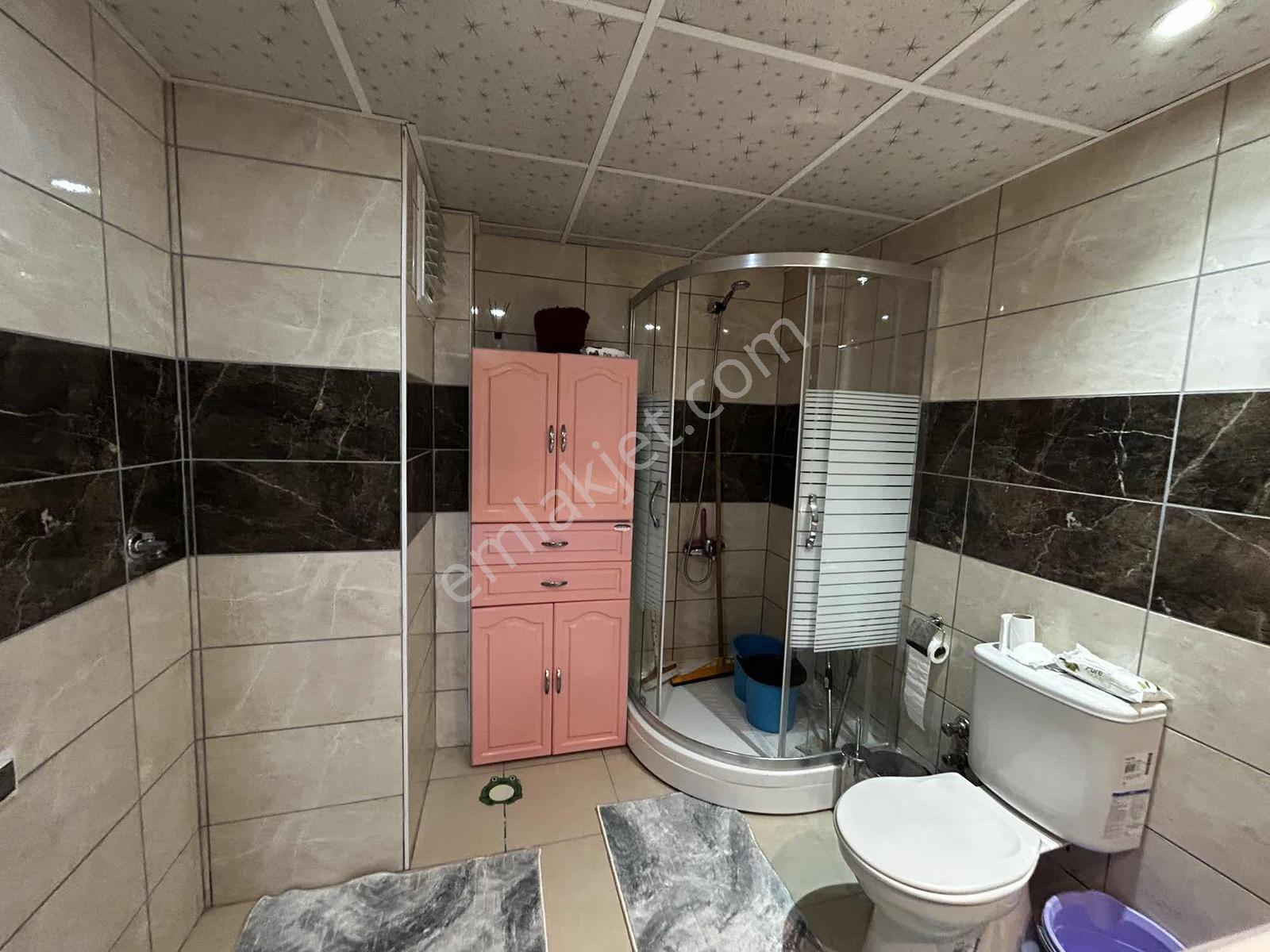Yoncalıda 2.5 Kat'lı, Doğalgazlı, Bahçeli Villa — fotoğraf 17
