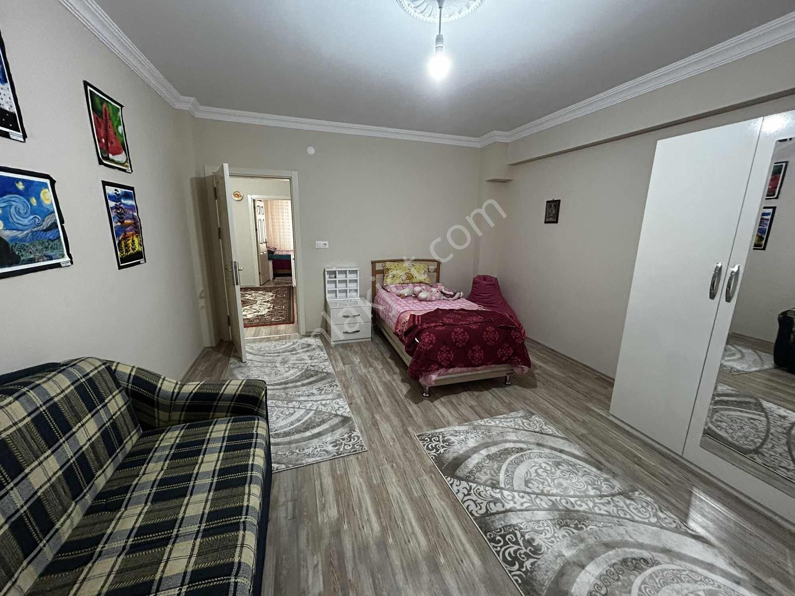 Yoncalıda 2.5 Kat'lı, Doğalgazlı, Bahçeli Villa — fotoğraf 24