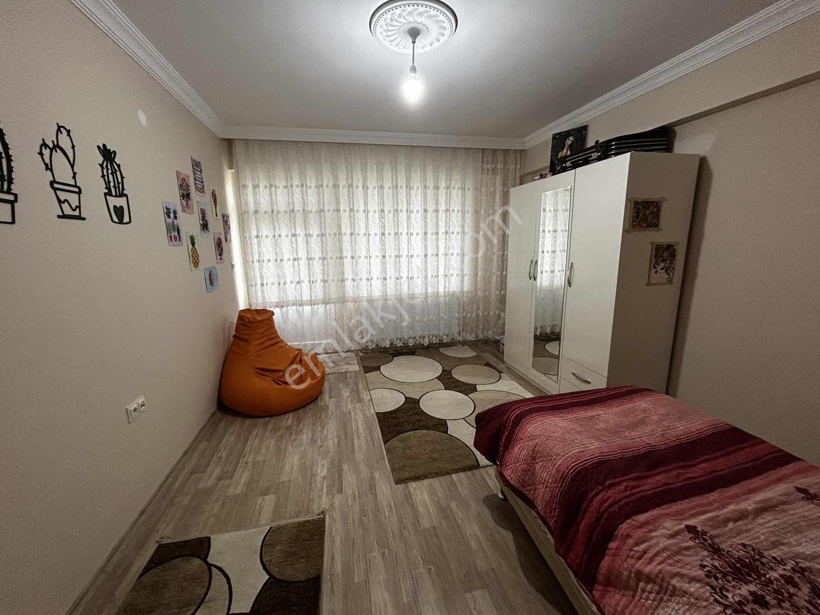 Yoncalıda 2.5 Kat'lı, Doğalgazlı, Bahçeli Villa — fotoğraf 27