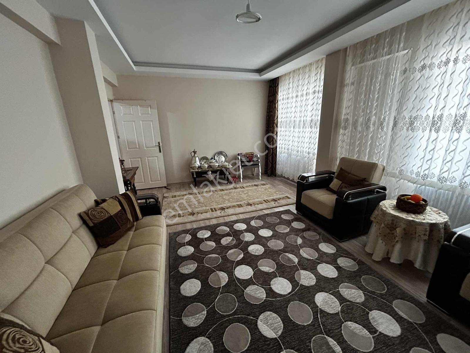 Yoncalıda 2.5 Kat'lı, Doğalgazlı, Bahçeli Villa — fotoğraf 28
