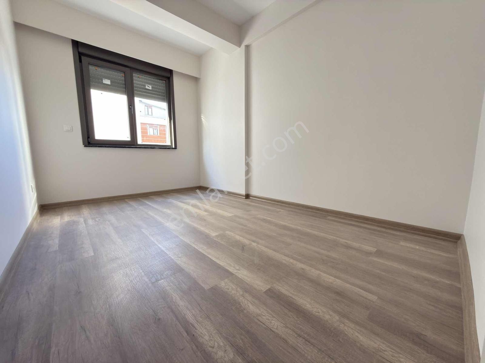 Focustan Adliye Ve Hastanenin Dibinde,katta,sıfır,lüks,geniş 3+1 — fotoğraf 16