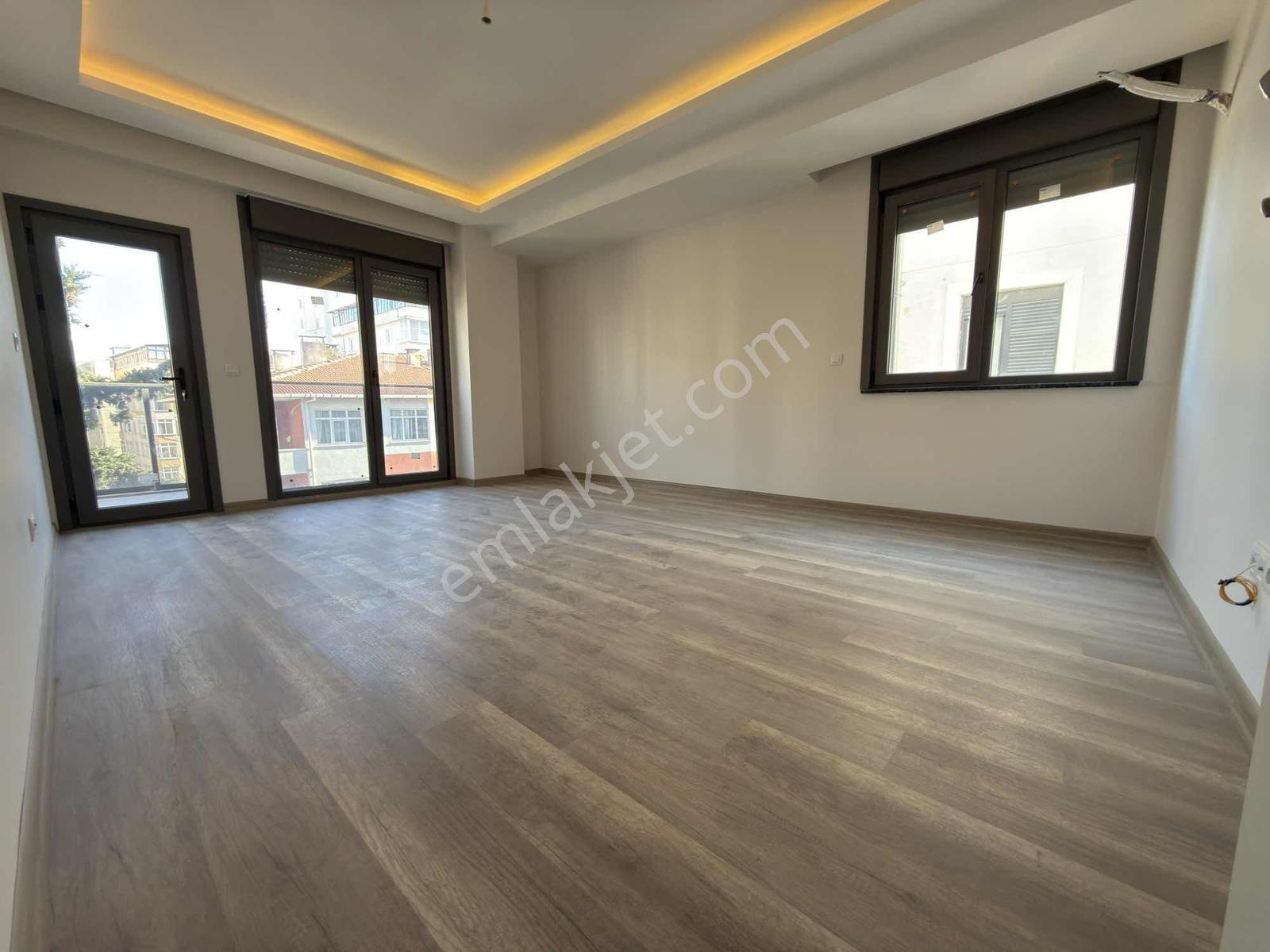 Focustan Adliye Ve Hastanenin Dibinde,katta,sıfır,lüks,geniş 3+1 — fotoğraf 25