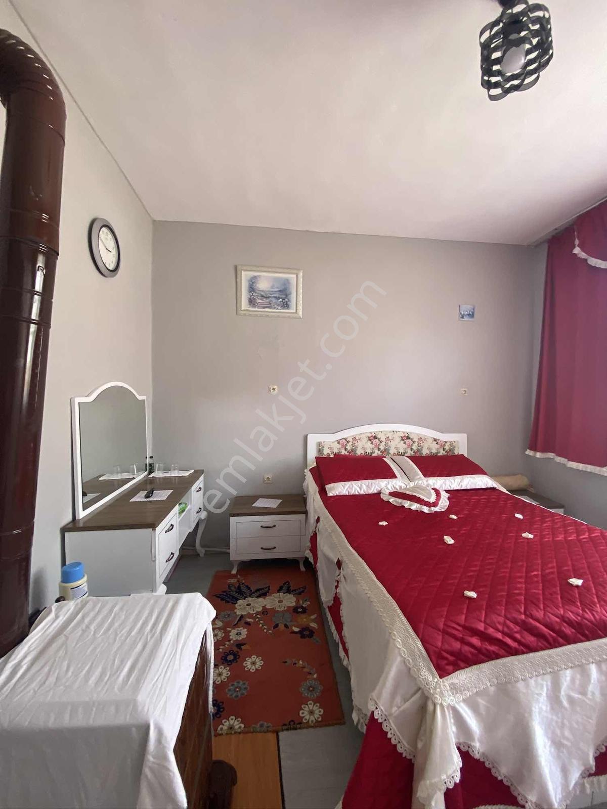 Edirne Merkez Hacıumur Köyünde Satılık Köy Evi Ve Arsası — fotoğraf 29