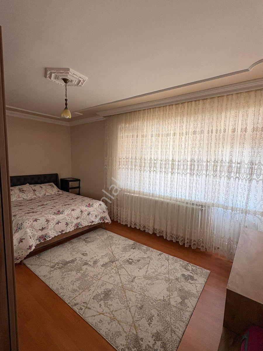 Bahçelievler Mah. Sanayi Kavşağında, Geniş 145 M² 3+1 Daire — fotoğraf 8