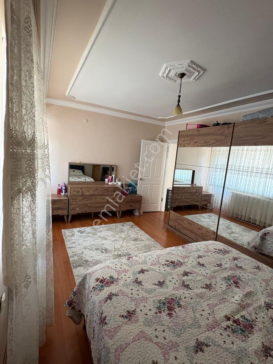 Bahçelievler Mah. Sanayi Kavşağında, Geniş 145 M² 3+1 Daire — fotoğraf 10