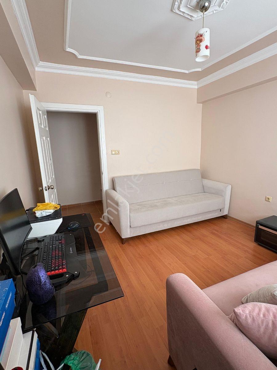 Bahçelievler Mah. Sanayi Kavşağında, Geniş 145 M² 3+1 Daire — fotoğraf 14