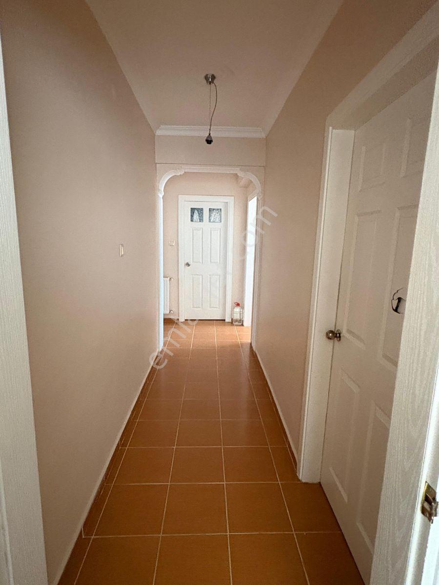 Bahçelievler Mah. Sanayi Kavşağında, Geniş 145 M² 3+1 Daire — fotoğraf 21