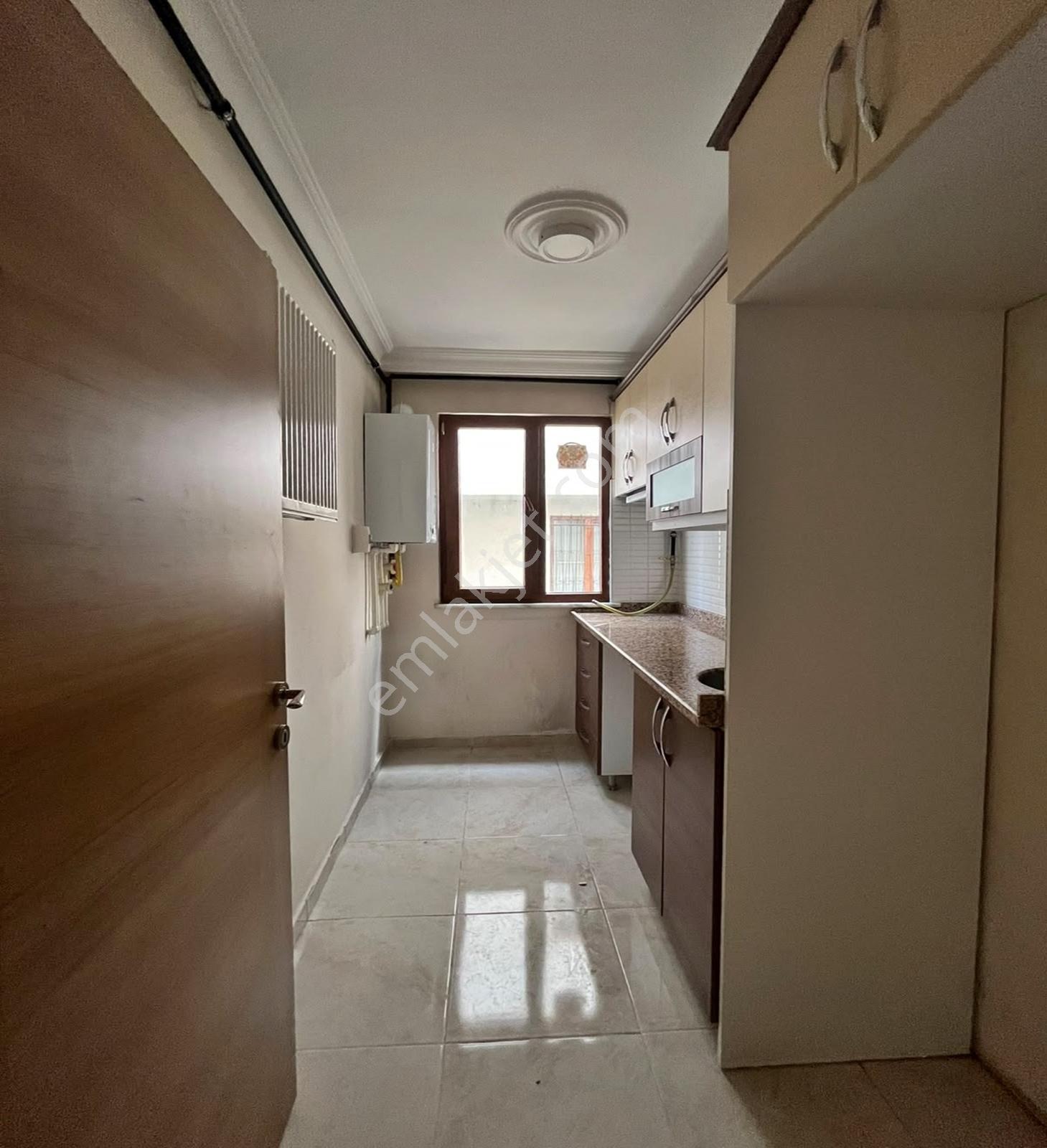 Kod 5452 Avrasya Yapı Dan Merkezi Konumda 2+1 Ara Kat Daire