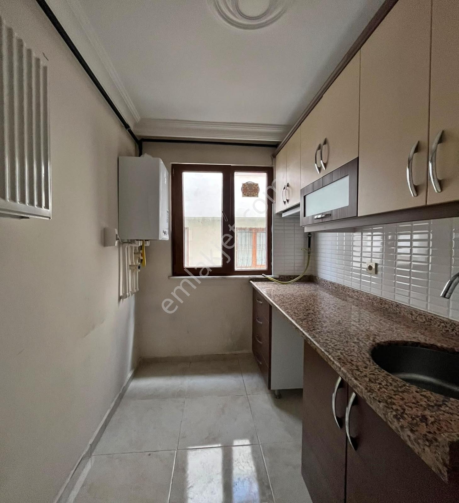 Kod 5452 Avrasya Yapı Dan Merkezi Konumda 2+1 Ara Kat Daire — fotoğraf 2