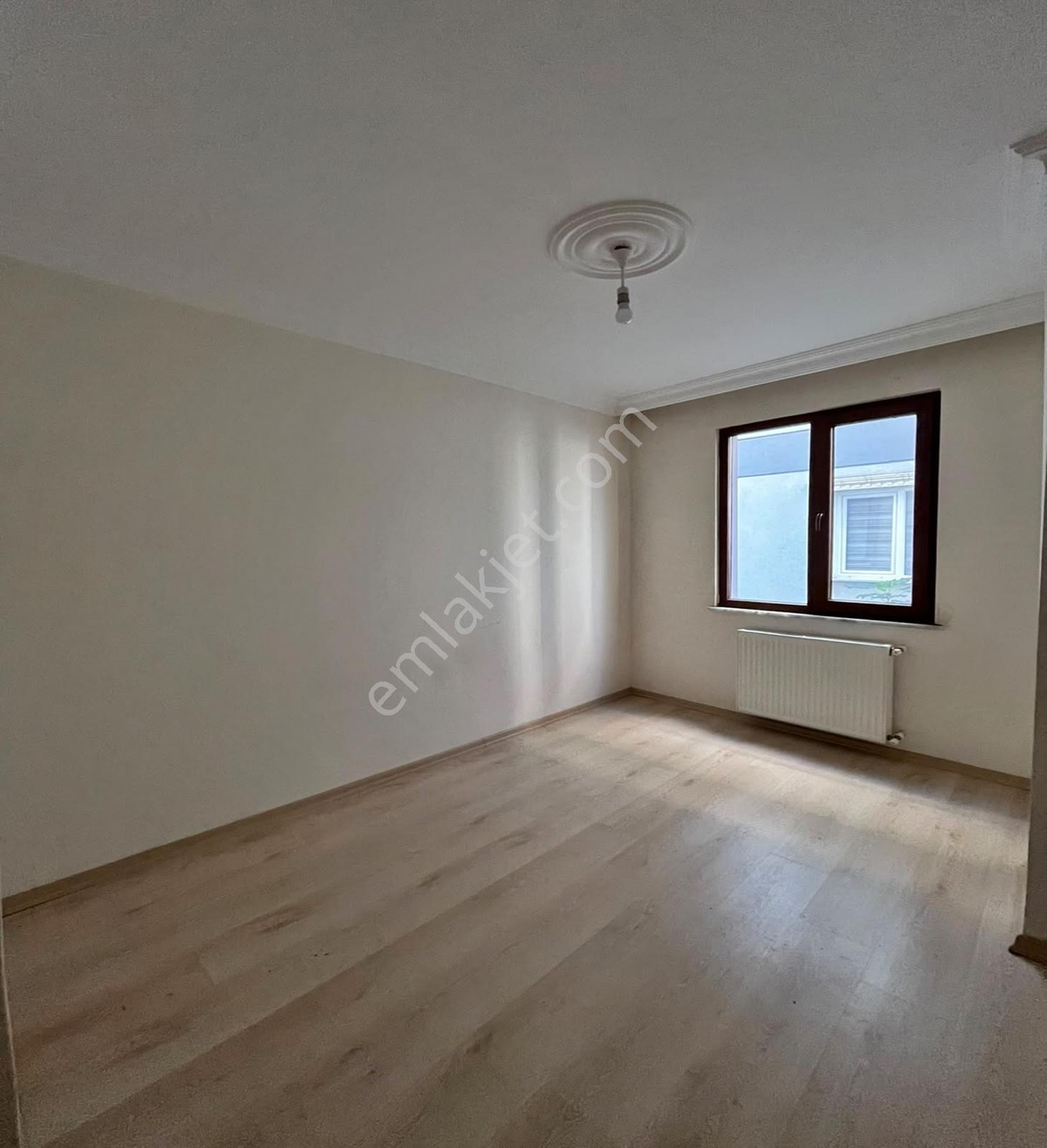 Kod 5452 Avrasya Yapı Dan Merkezi Konumda 2+1 Ara Kat Daire — fotoğraf 11