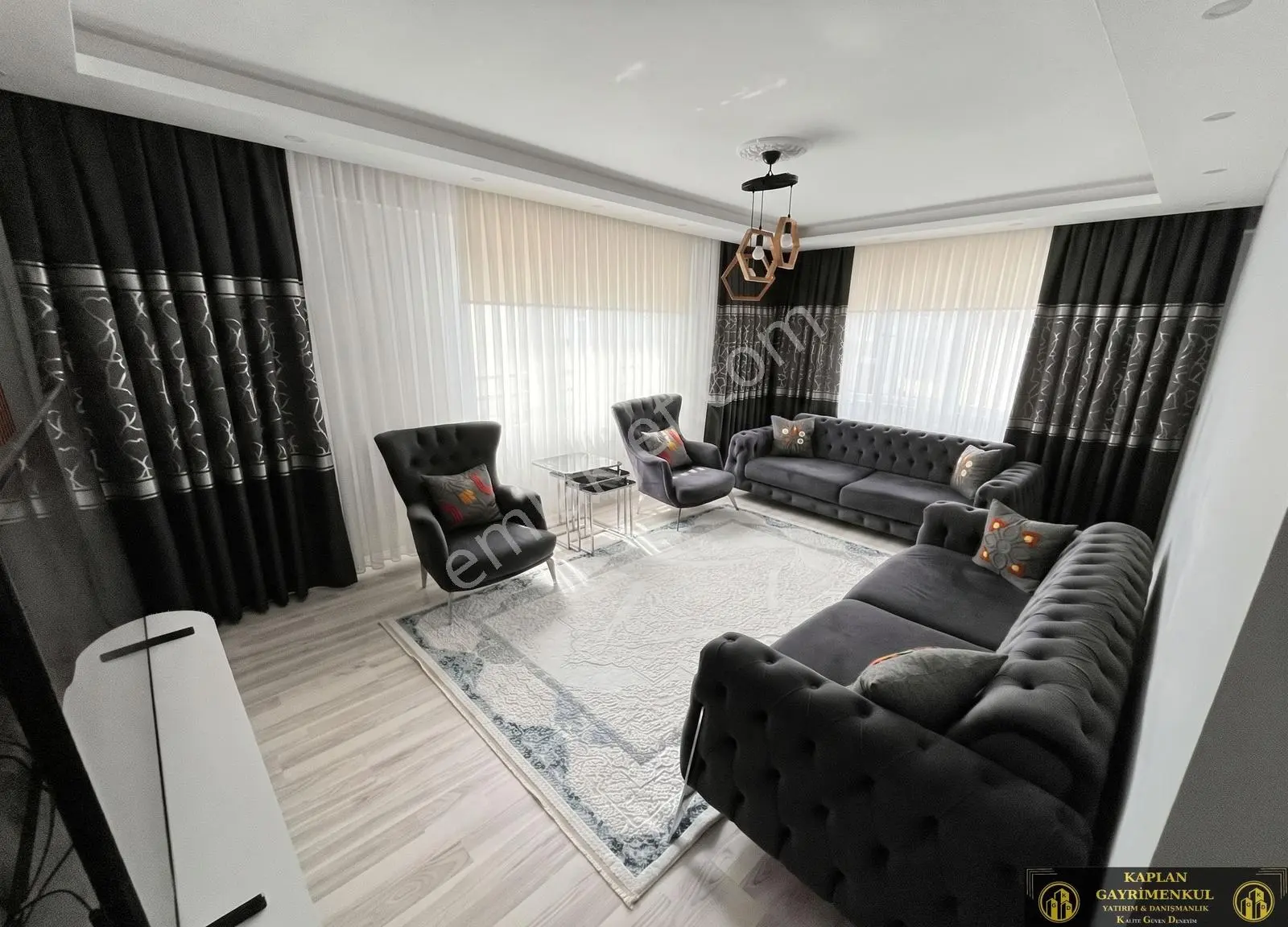 Emek Mah. Safa Cami Altında 3+1 130 M² Satılık Lüks Daire