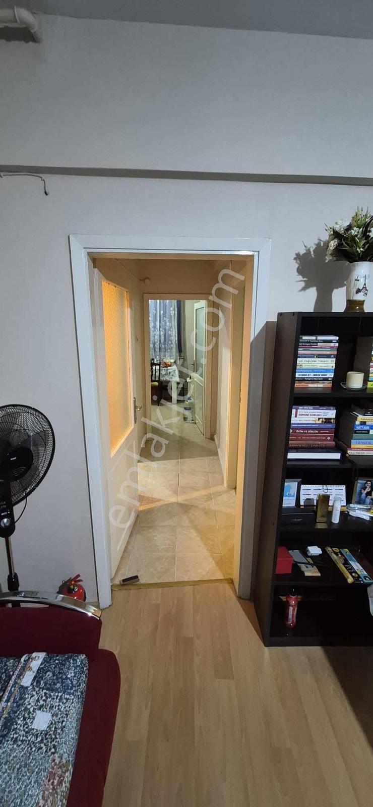 Şemsipaşada 2+1 | 90 M² Net | 2 Balkon | Ara Kat | Kat Mülkiyet — fotoğraf 10