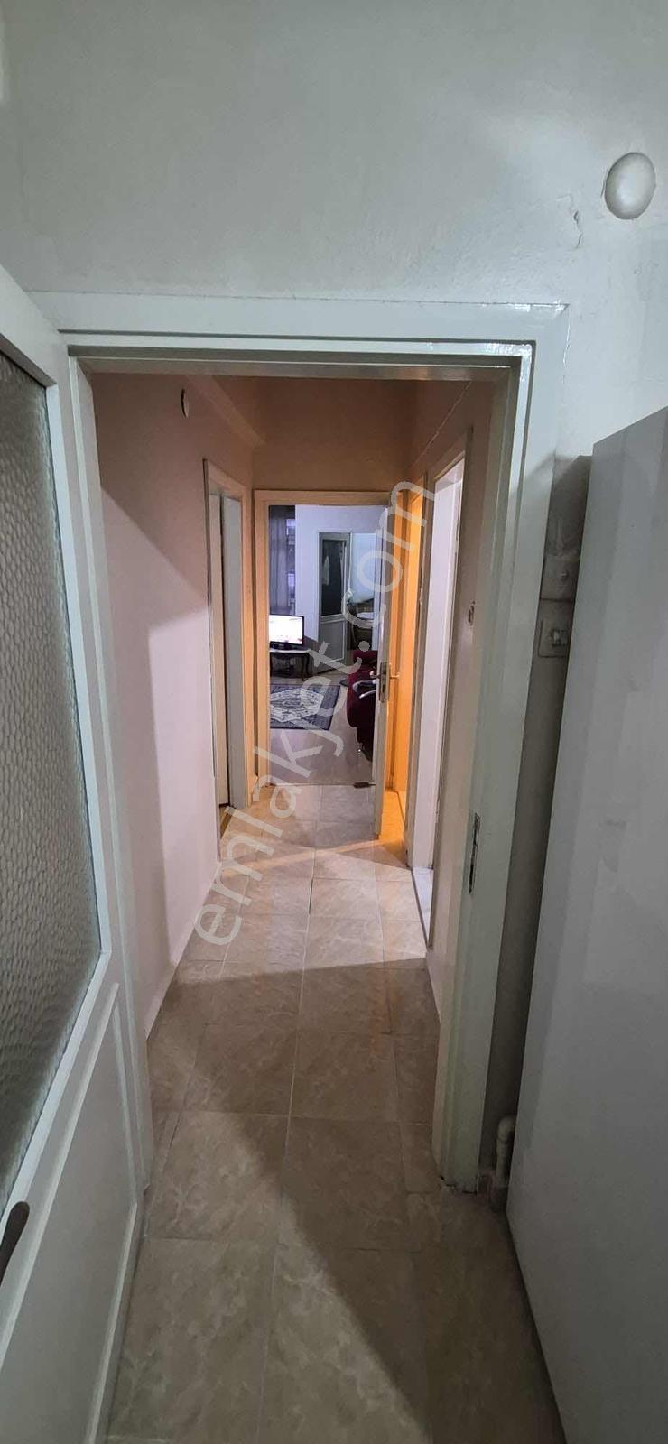 Şemsipaşada 2+1 | 90 M² Net | 2 Balkon | Ara Kat | Kat Mülkiyet — fotoğraf 12