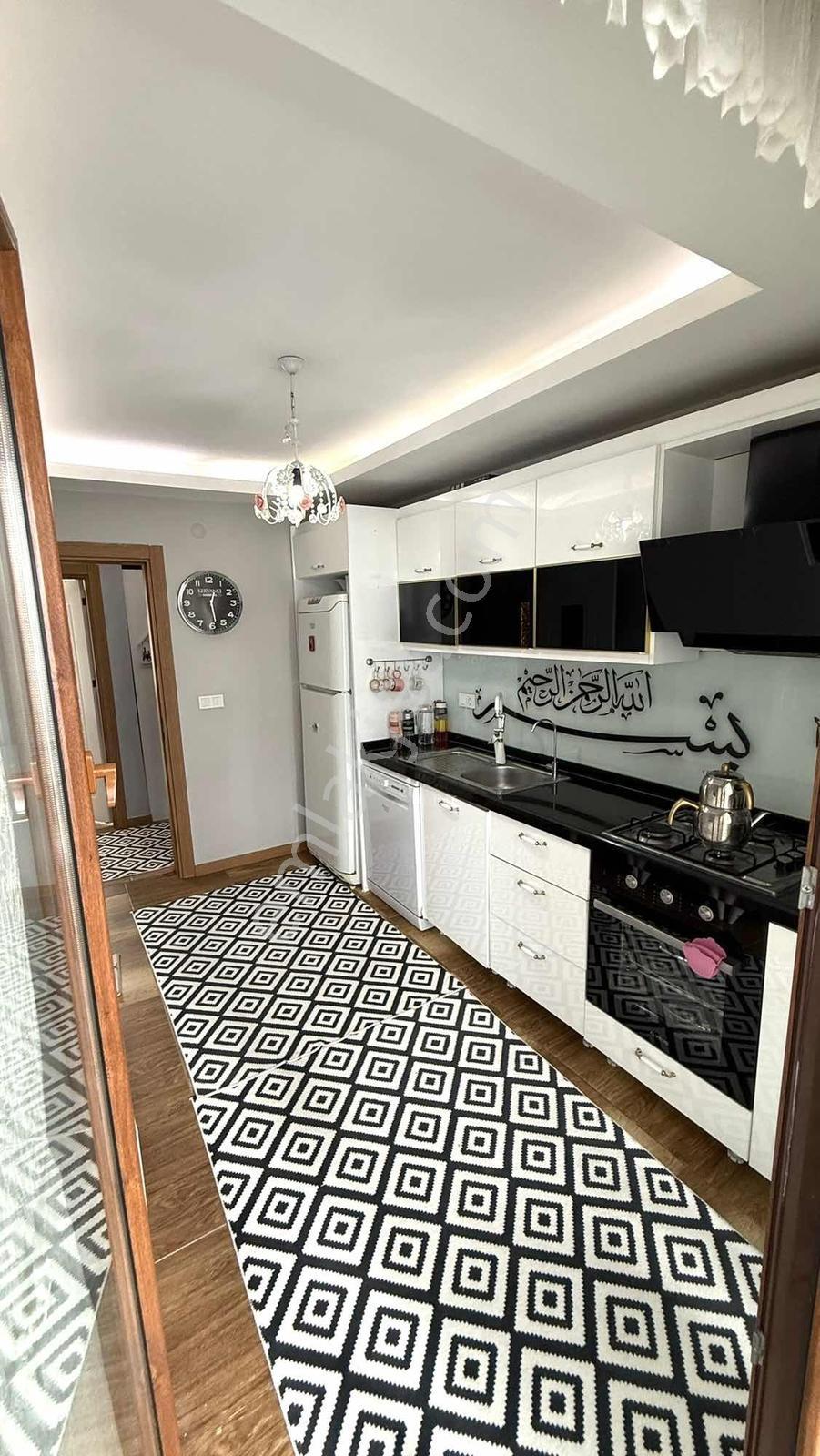 Mehmetoğlu'ndan Satılık 3+1 Daire Cumhuriyet Parkı Yakınında — fotoğraf 2