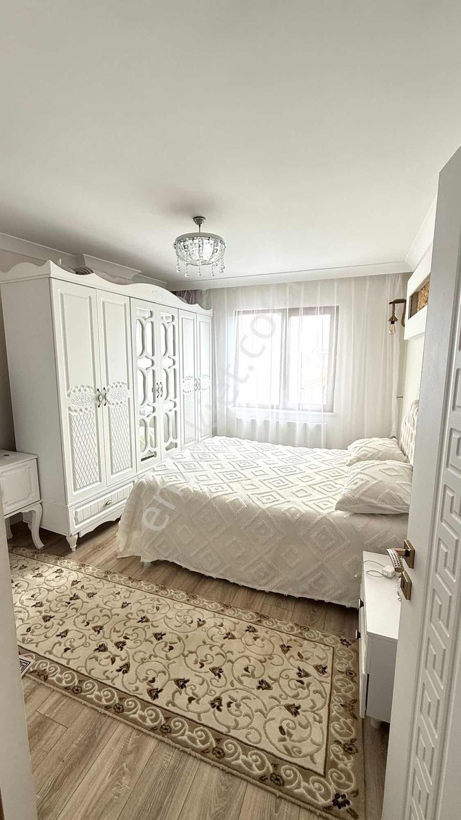 Mehmetoğlu'ndan Satılık 3+1 Daire Cumhuriyet Parkı Yakınında — fotoğraf 12