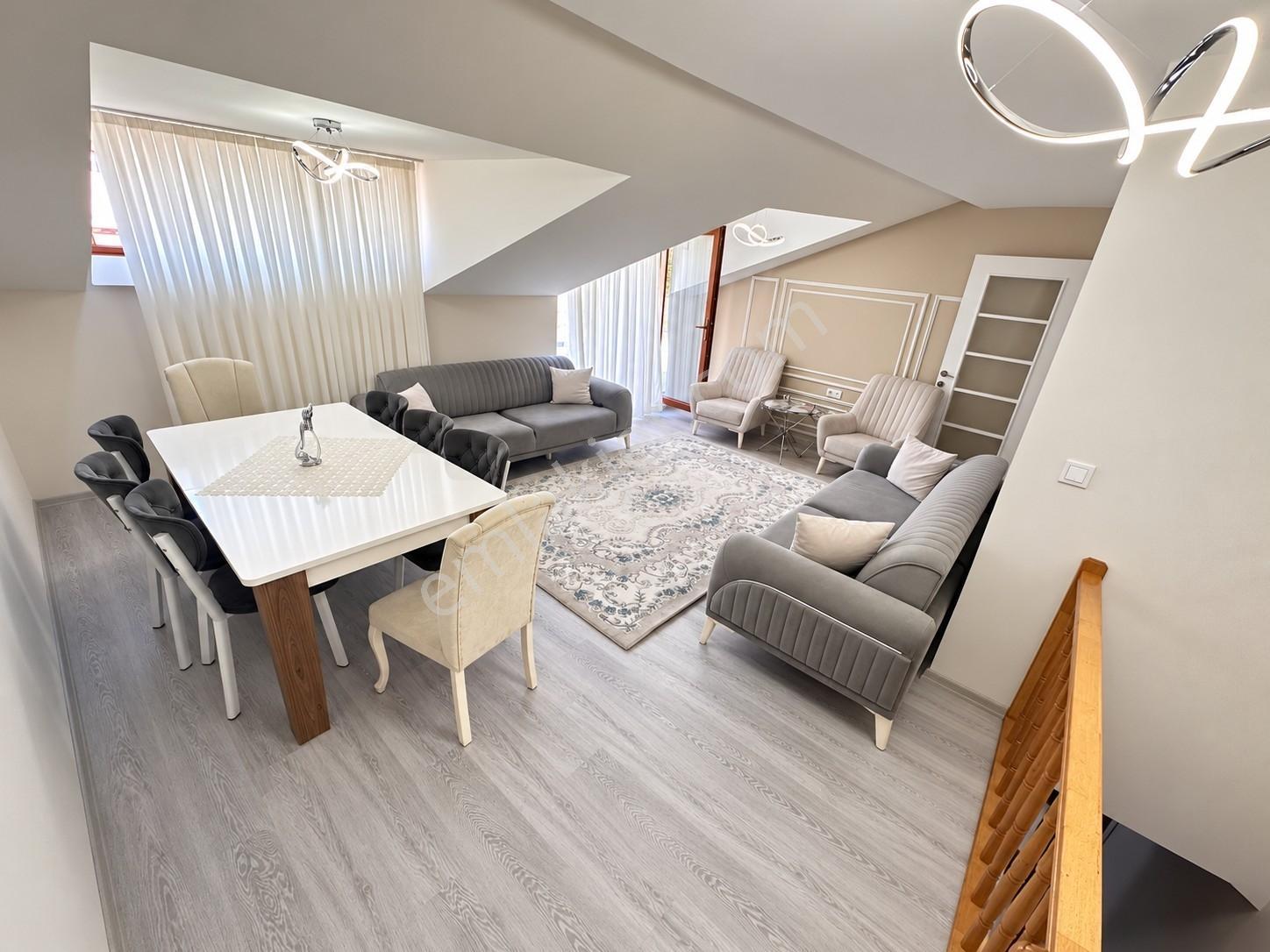 Teraziderede Caddede Sıfır Ayarında Yapılı 4+2 Dubleks Daire ! — fotoğraf 13
