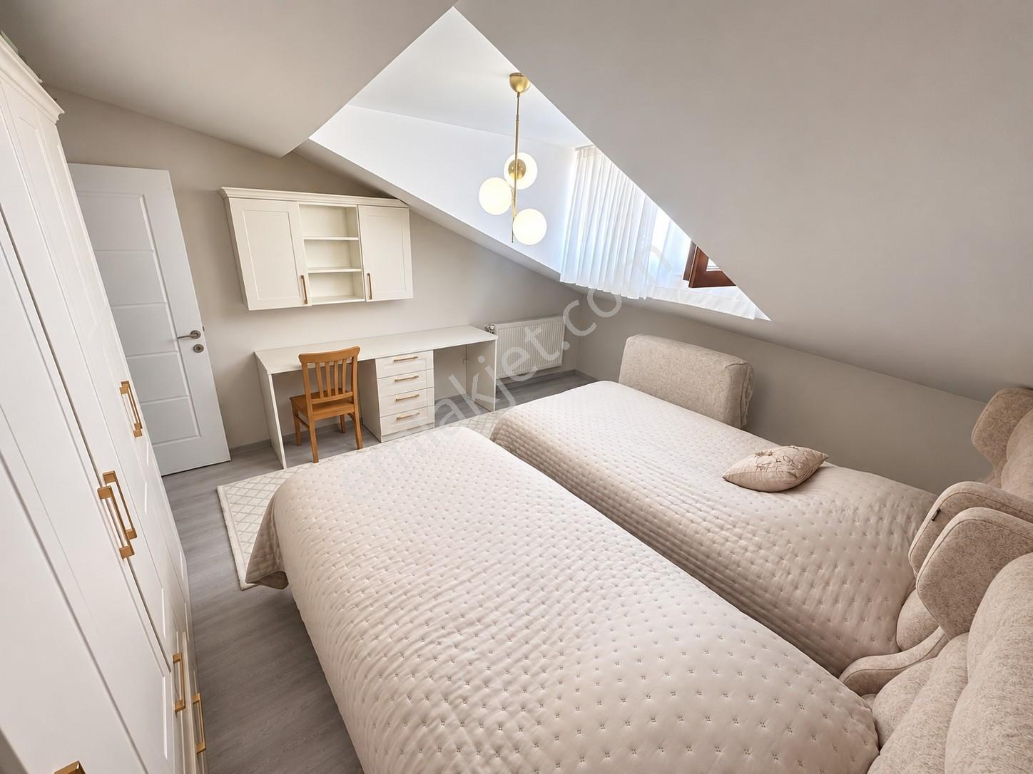 Teraziderede Caddede Sıfır Ayarında Yapılı 4+2 Dubleks Daire ! — fotoğraf 18