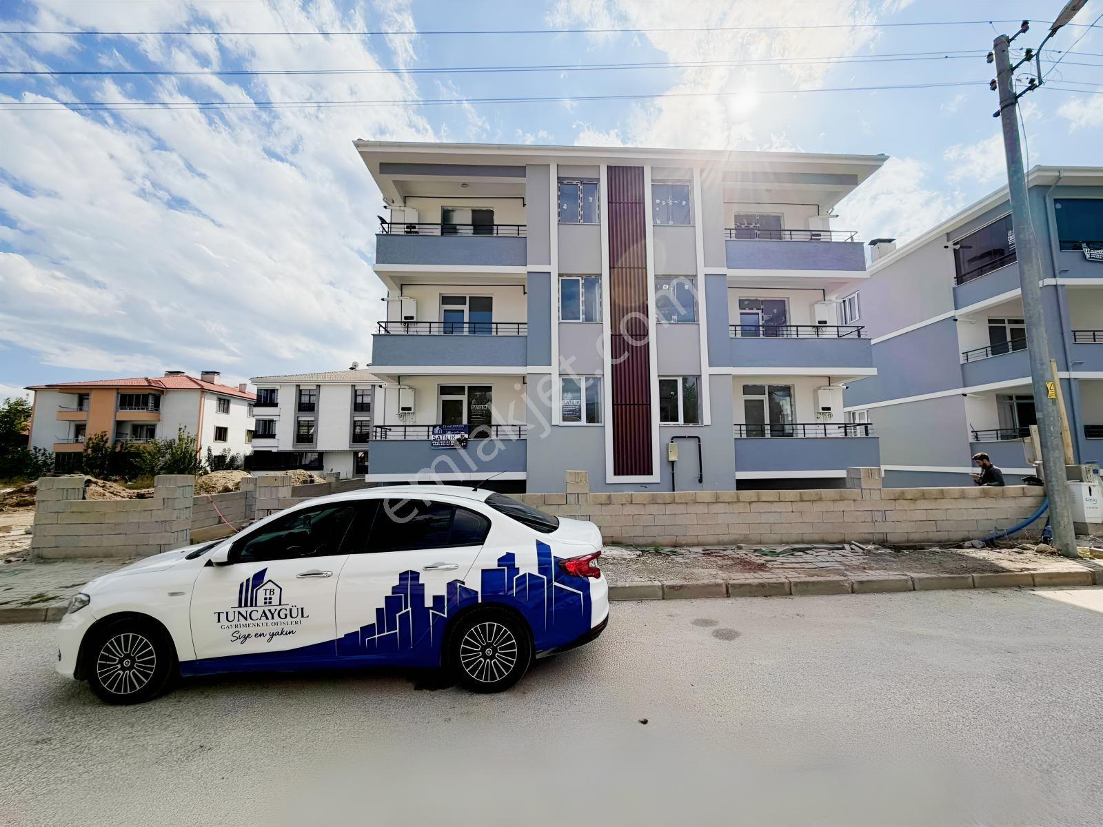 Tuncaygül'Den Cumhuriyet Mah. Satılık 2+1 Sıfır Daire